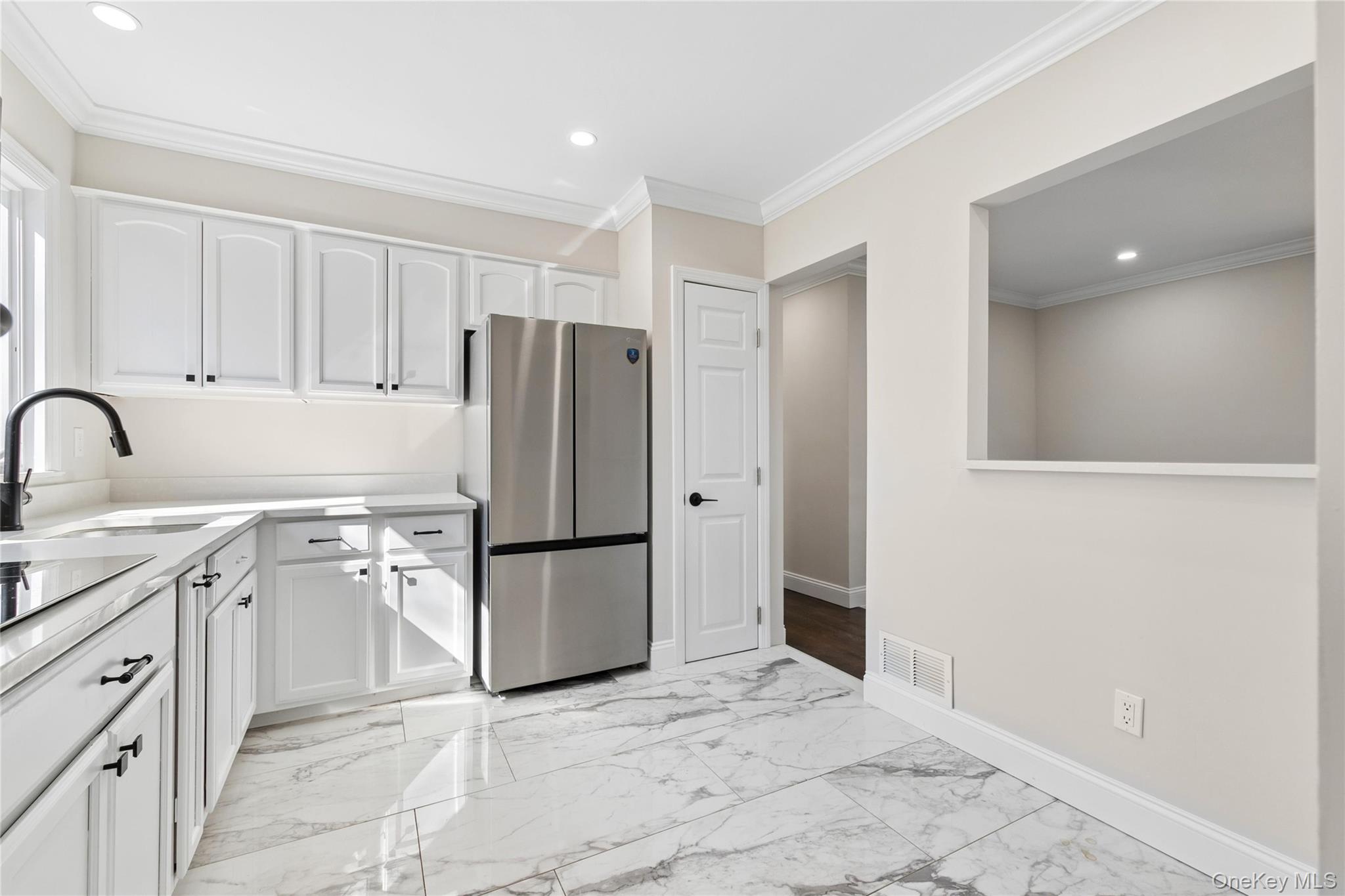236 Vermont Avenue Property Photo 11