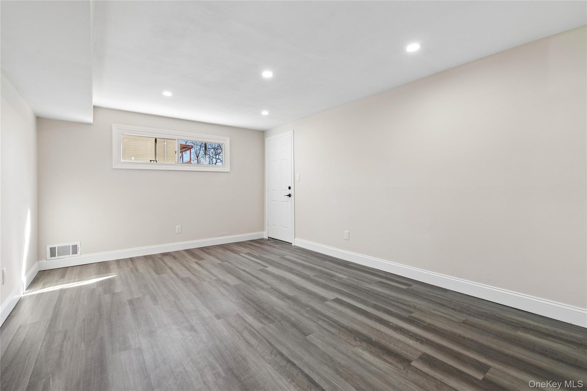 236 Vermont Avenue Property Photo 21