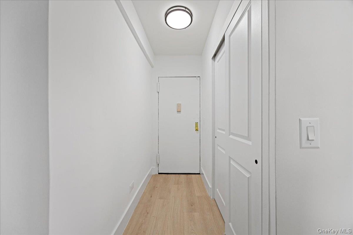 820 Boynton Avenue 16m Property Photo 8