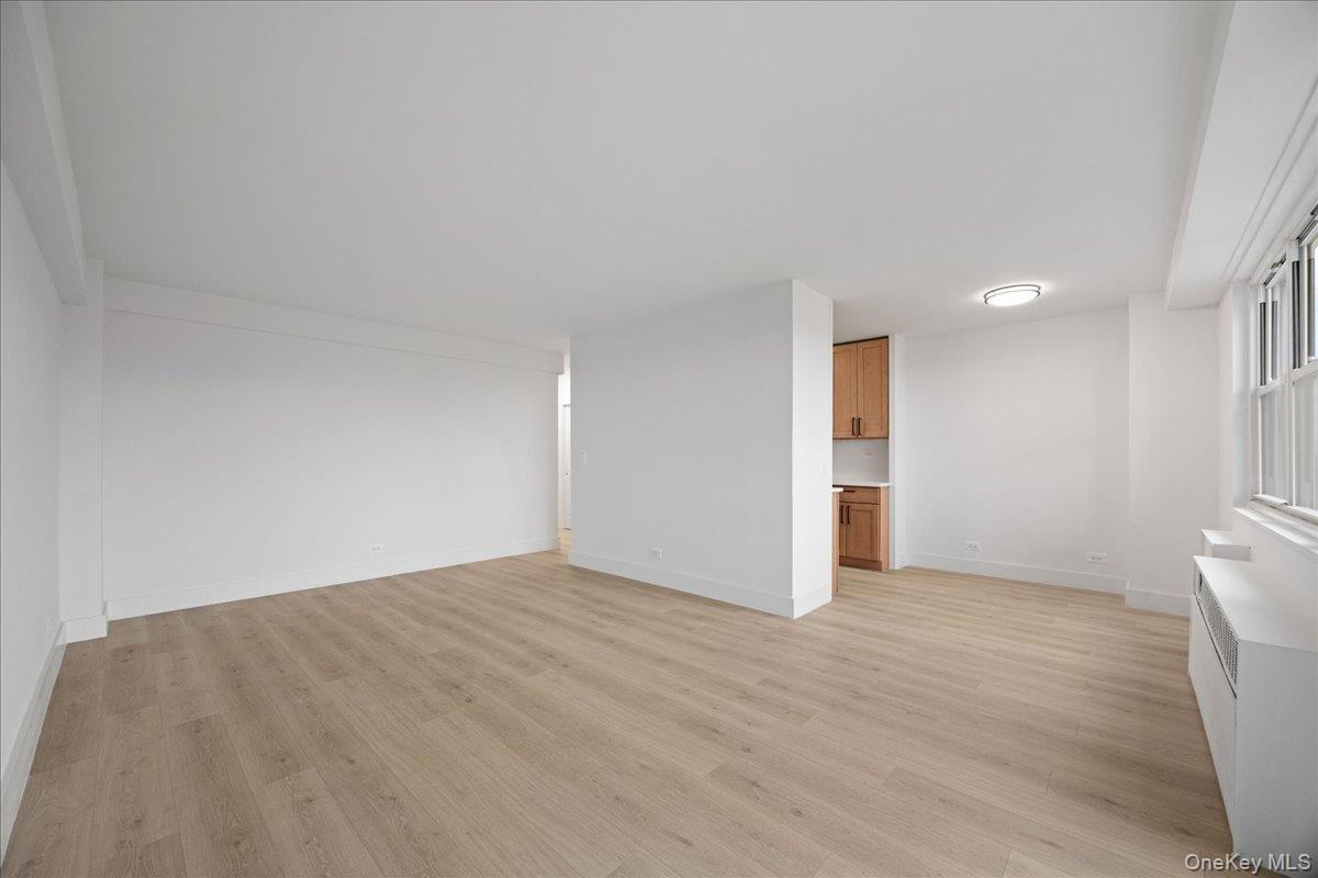 820 Boynton Avenue 16m Property Photo 12