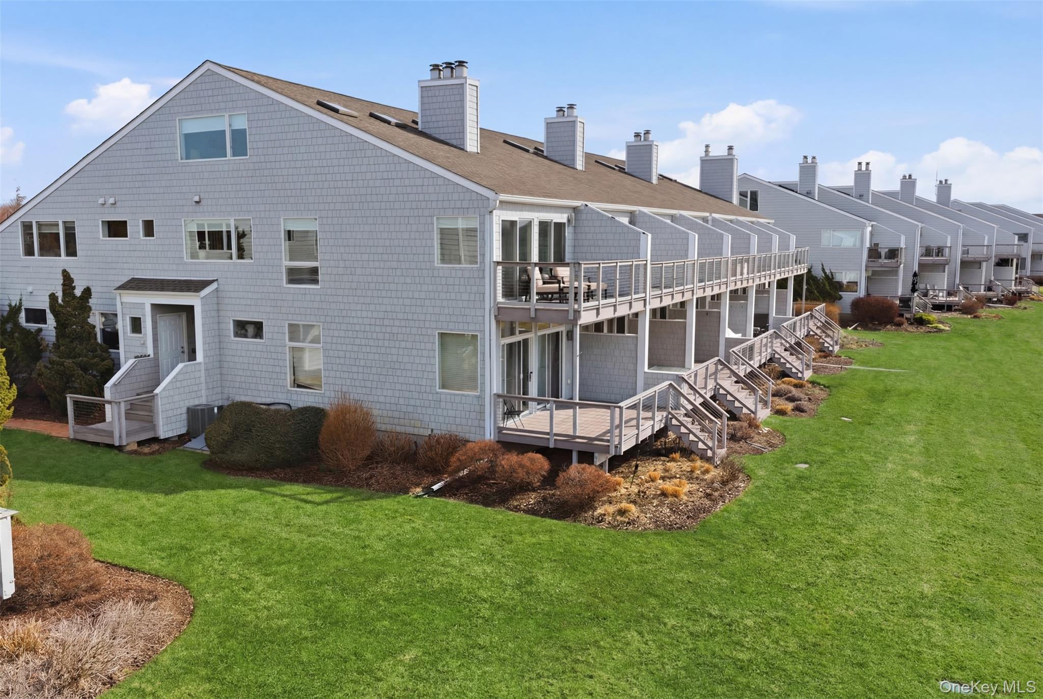 2460 Shipyard Lane 5g2 Property Photo 5