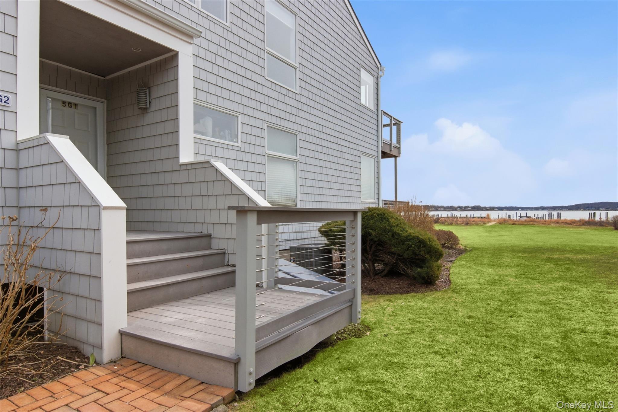 2460 Shipyard Lane 5g2 Property Photo 6