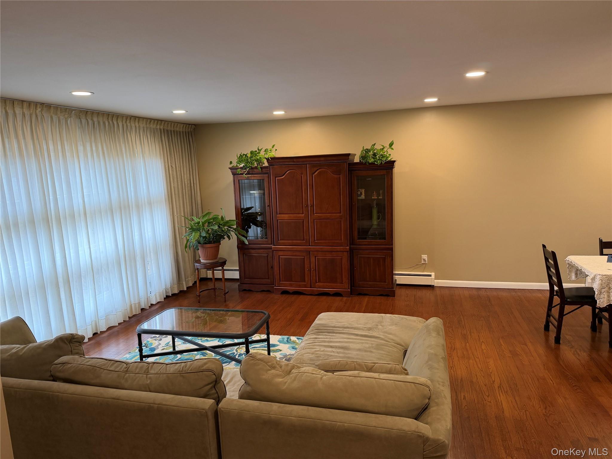 21 Crescent Place Property Photo 2