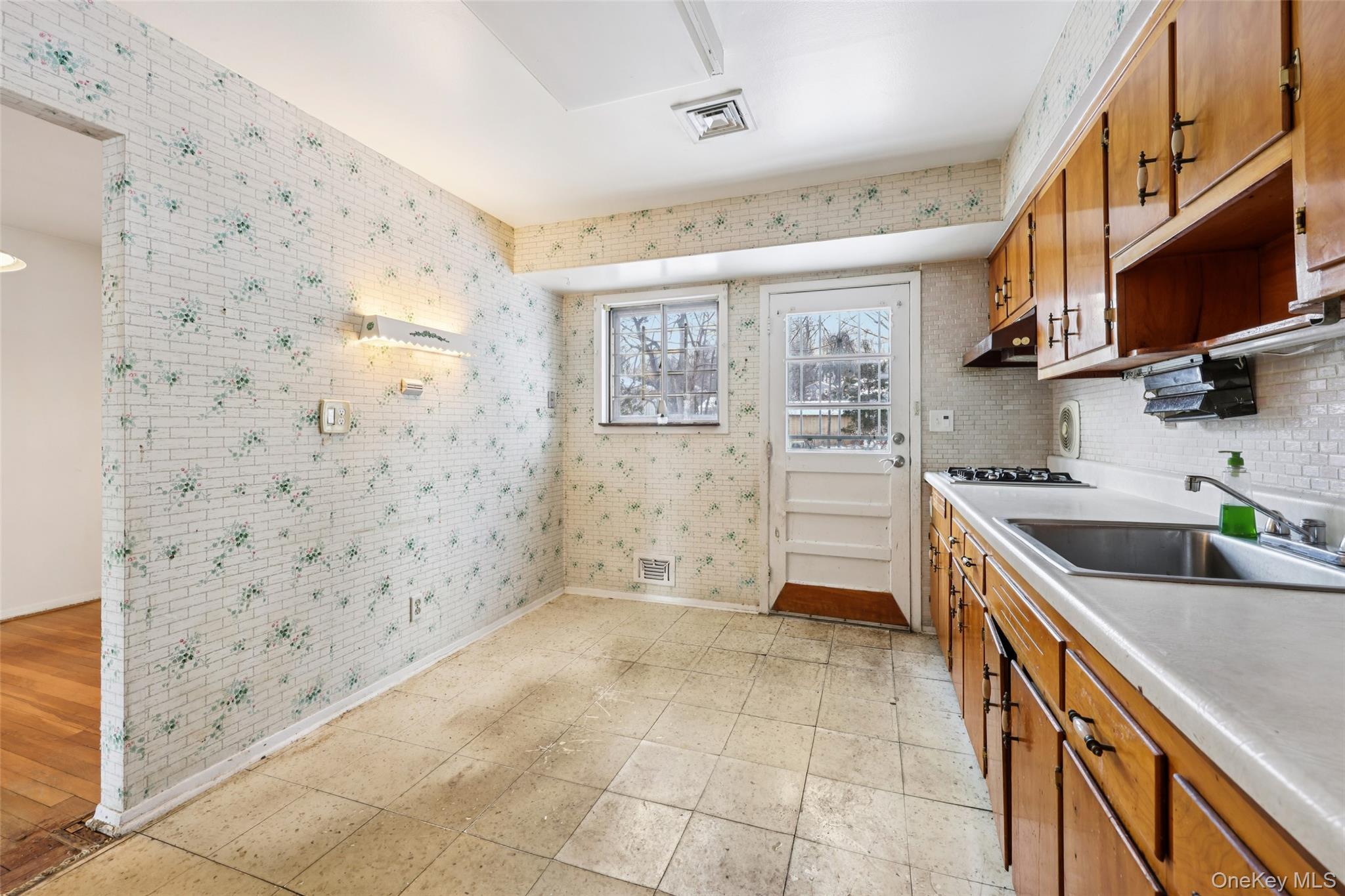 25 Freund Drive Property Photo 12