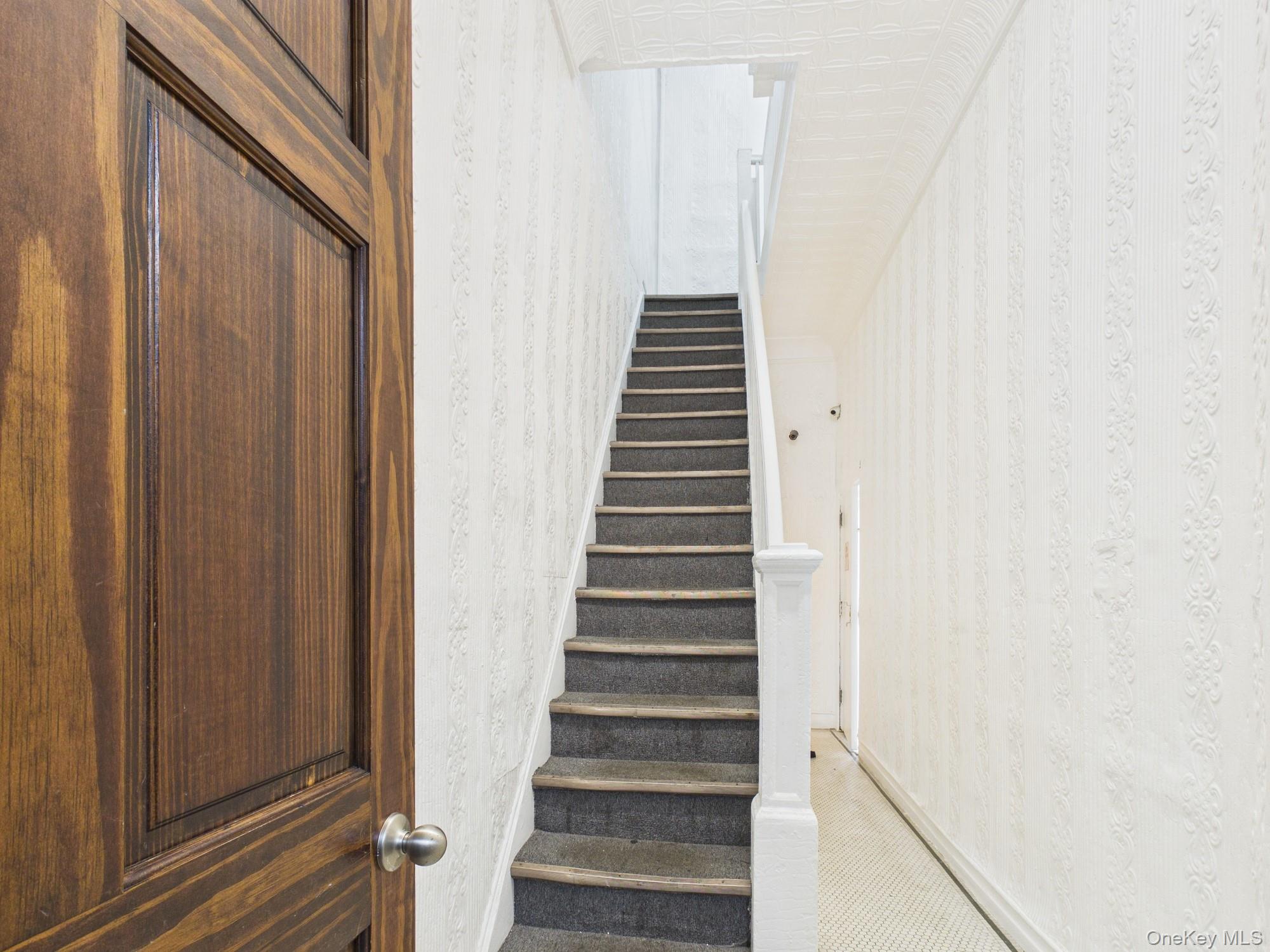 2309 Westchester Avenue Property Photo 10