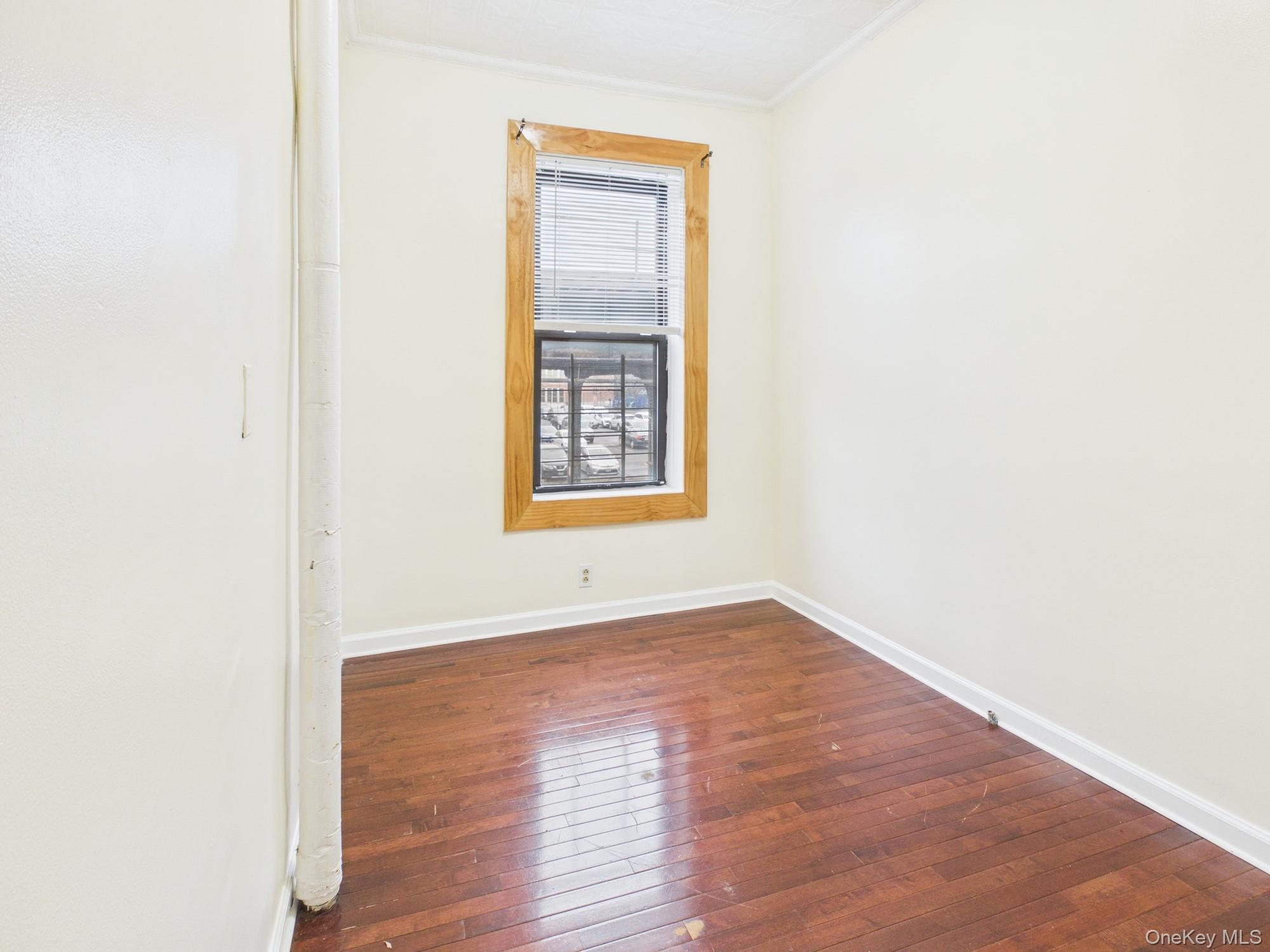 2309 Westchester Avenue Property Photo 13