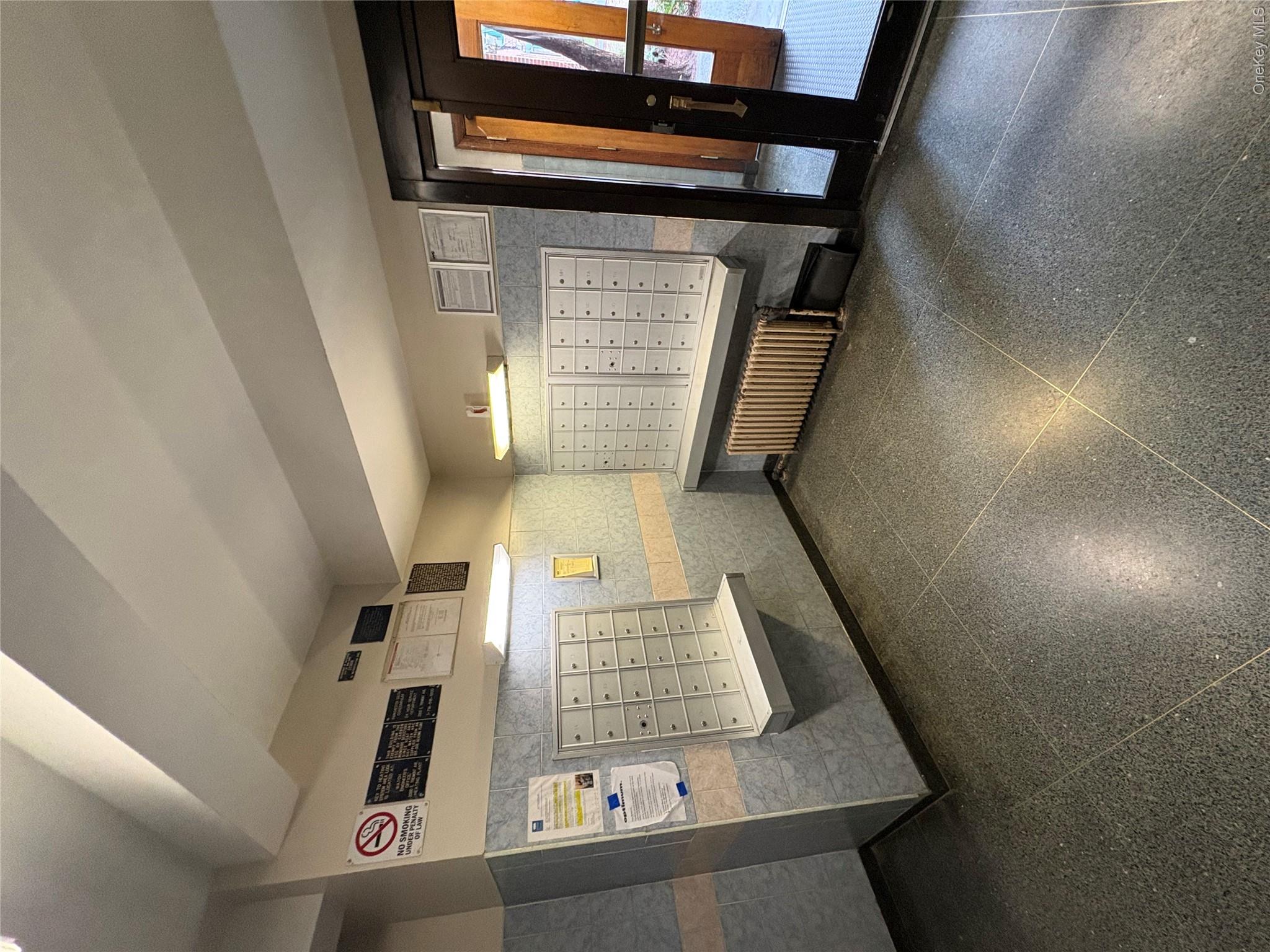 24 Metropolitan Oval Me Property Photo 9
