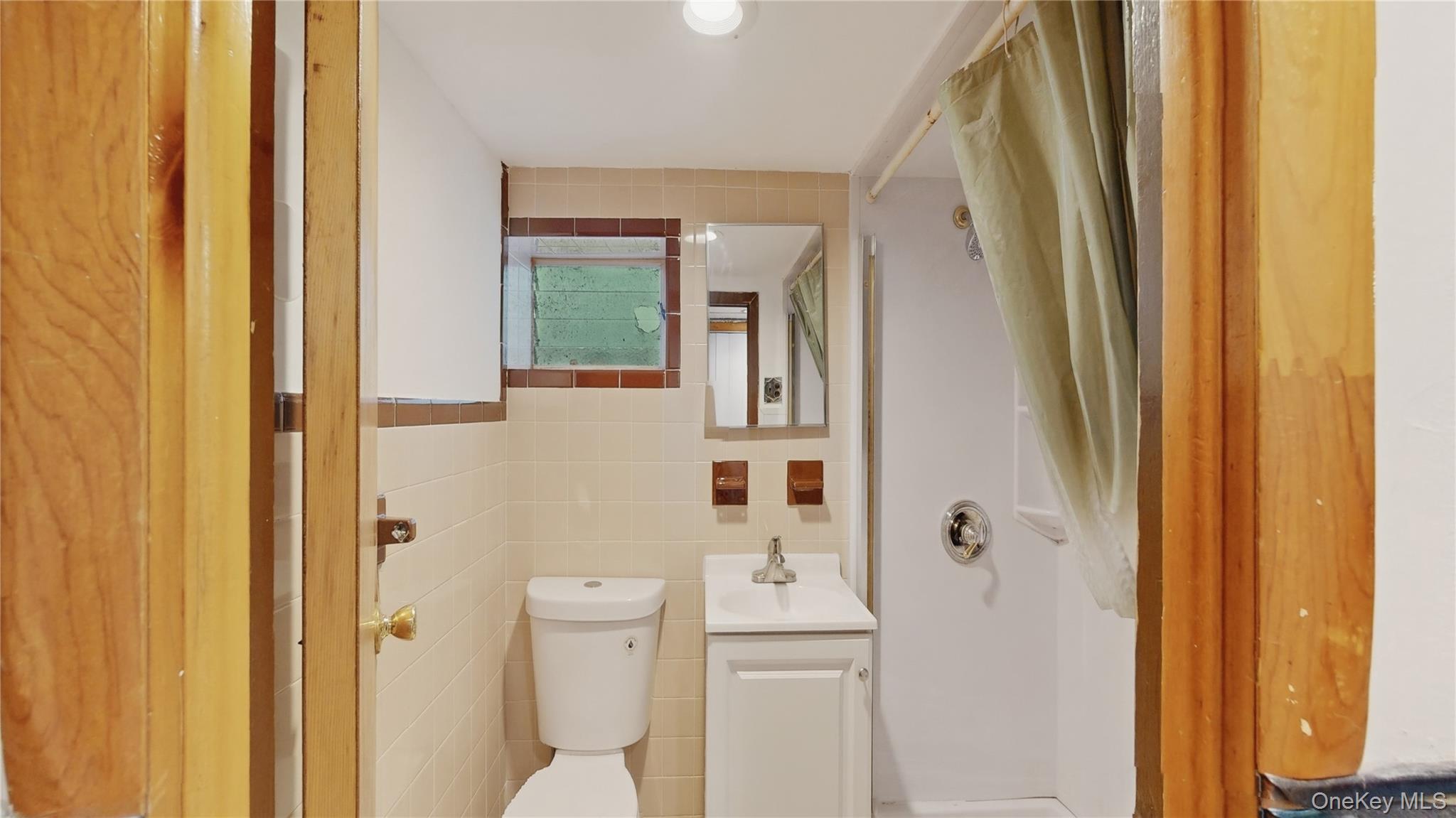1373 E 55th Street Property Photo 19