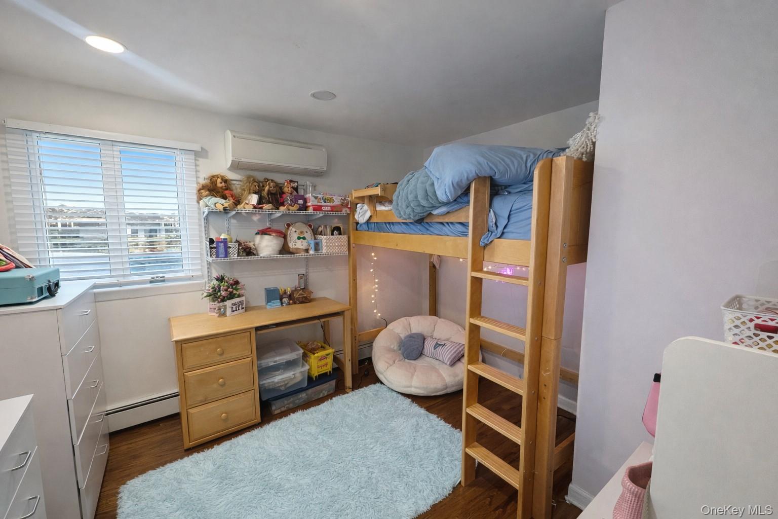 611 West Road Property Photo 5