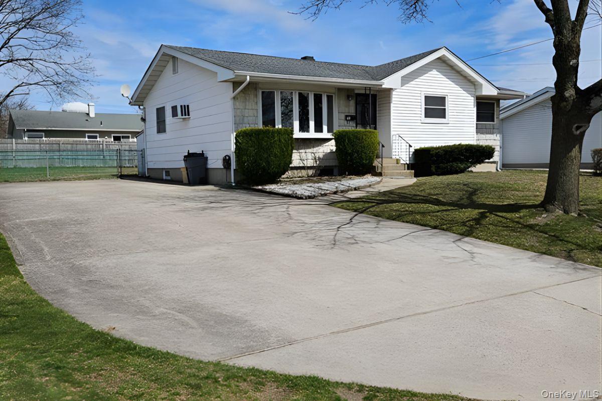 63 Voorhis Drive Property Photo 2