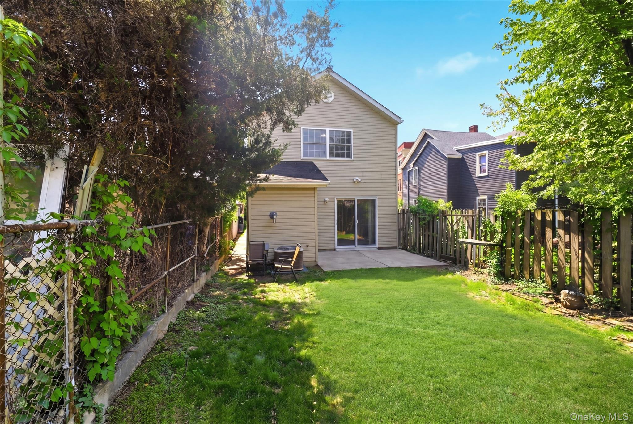 24 Partition Street Property Photo 4