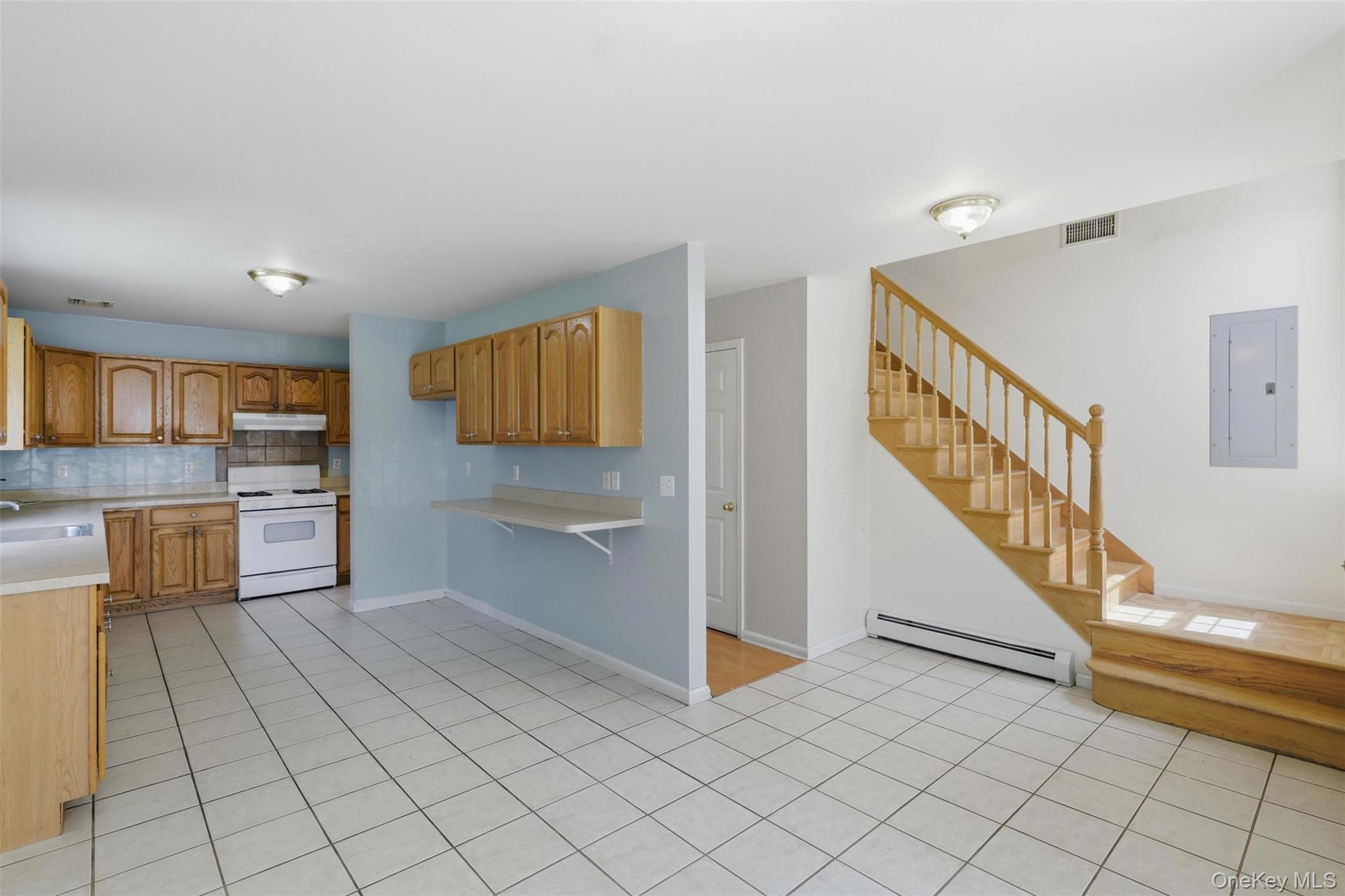 24 Partition Street Property Photo 11