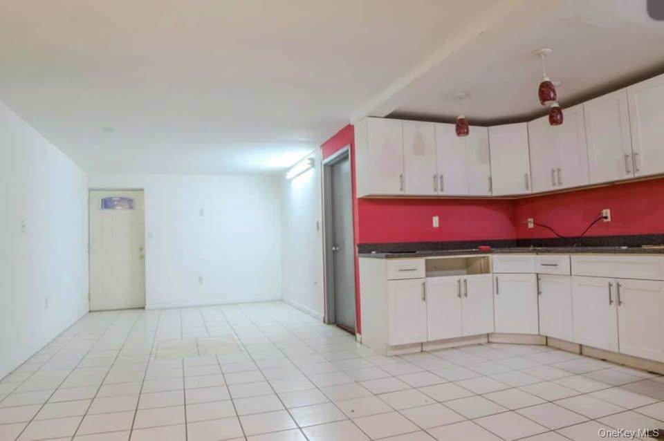 89-27 172nd Street Property Photo 10