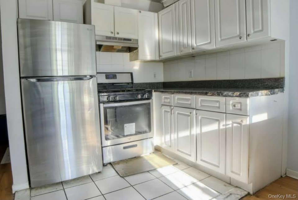 89-27 172nd Street Property Photo 11