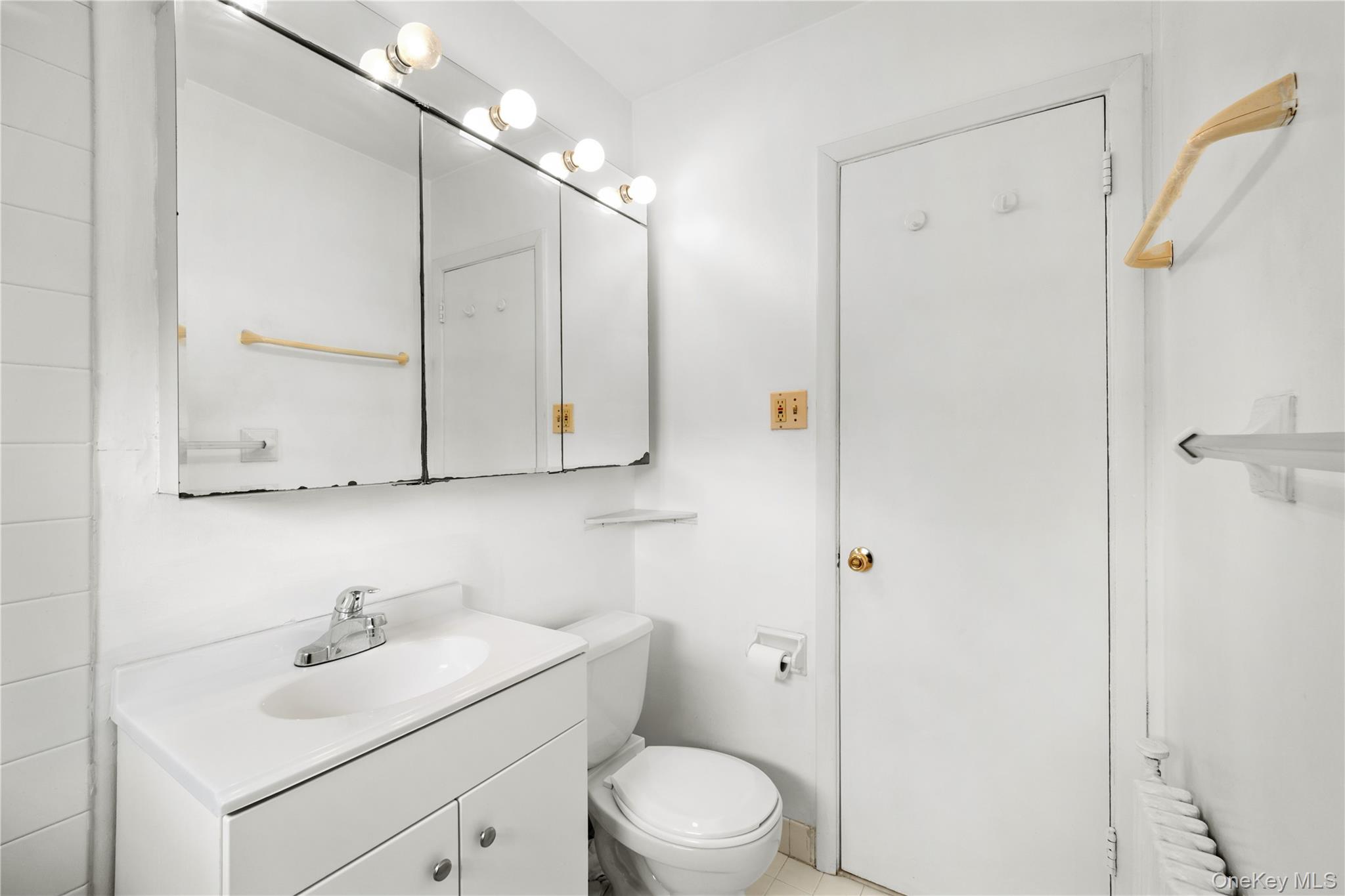 215-12 47th 2d-12 Property Photo 6