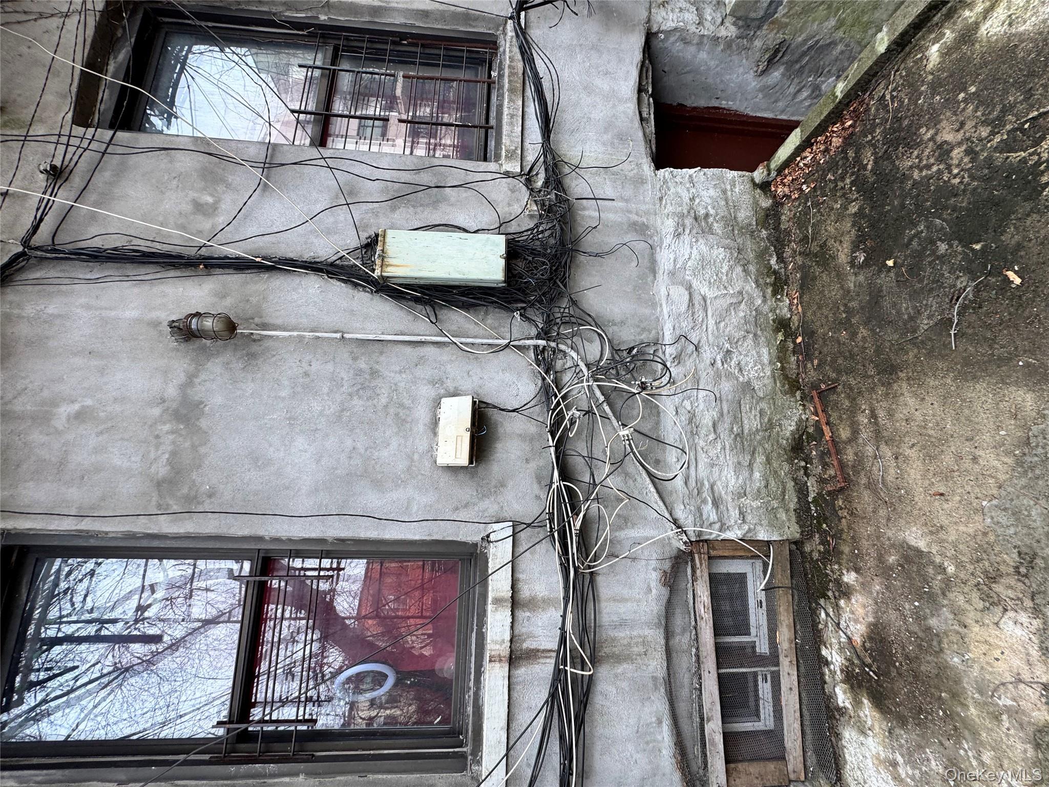 2539 Church Avenue Property Photo 32