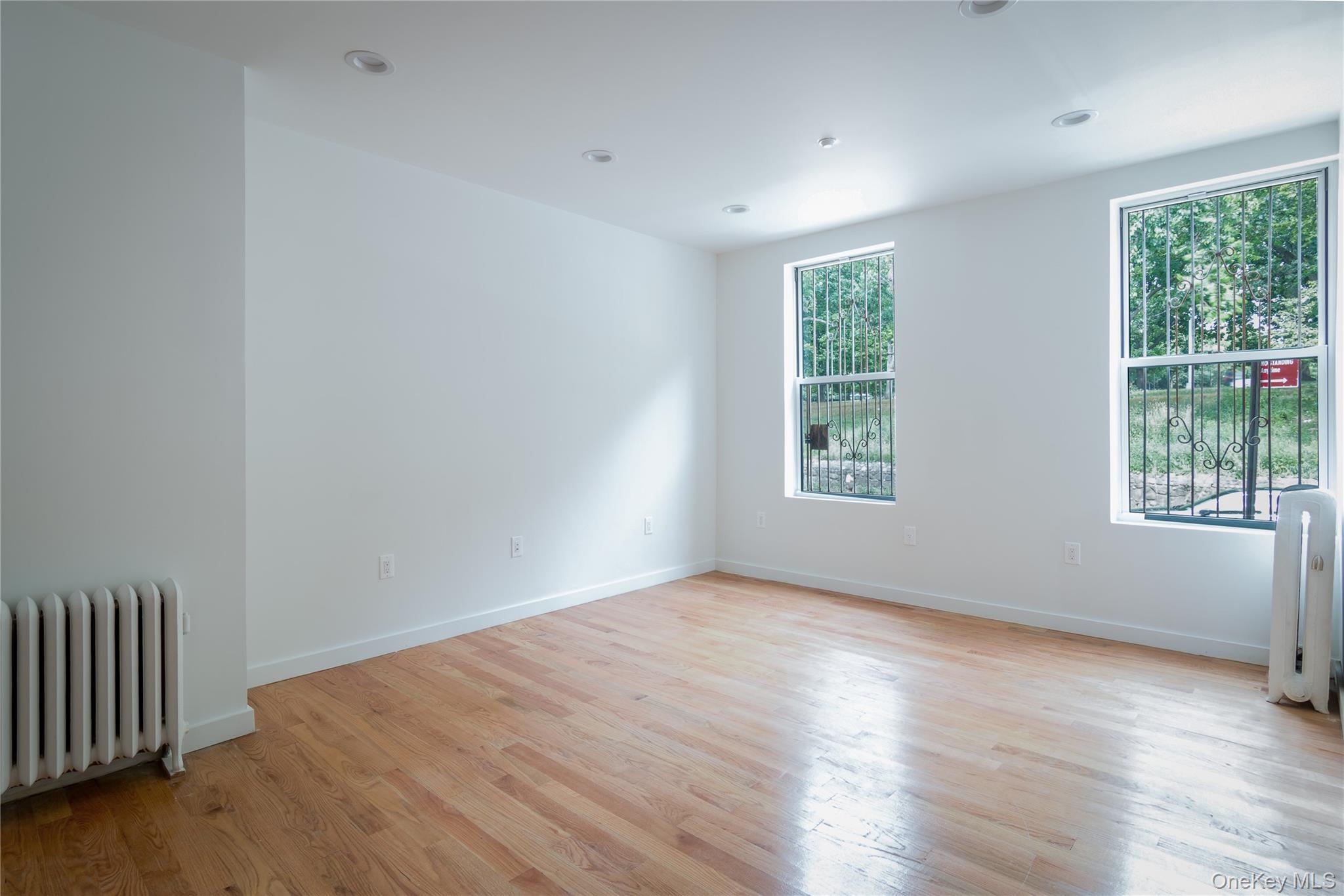 1501 Teller Avenue Property Photo 2
