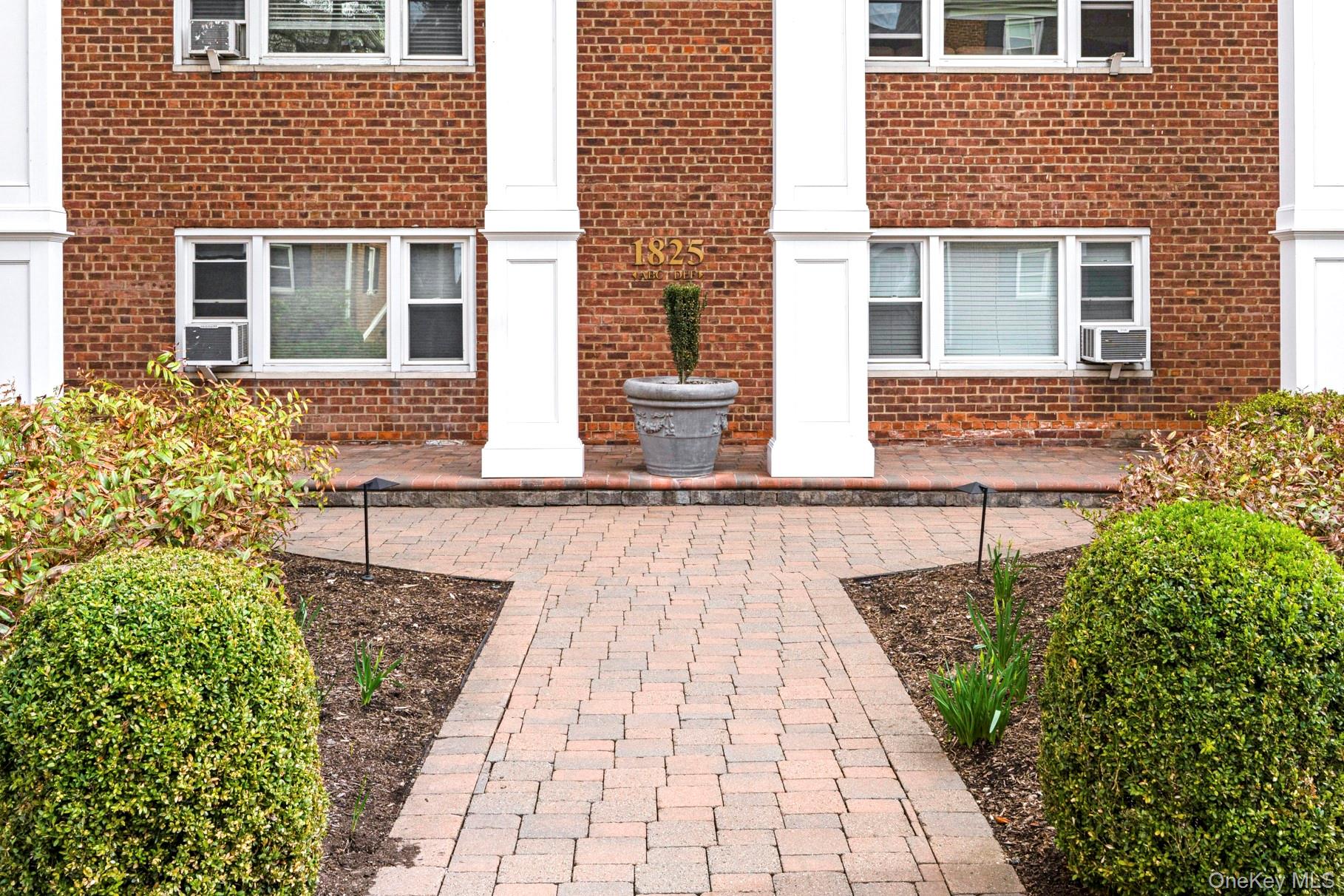 1825 Palmer Avenue 2d Property Photo 14