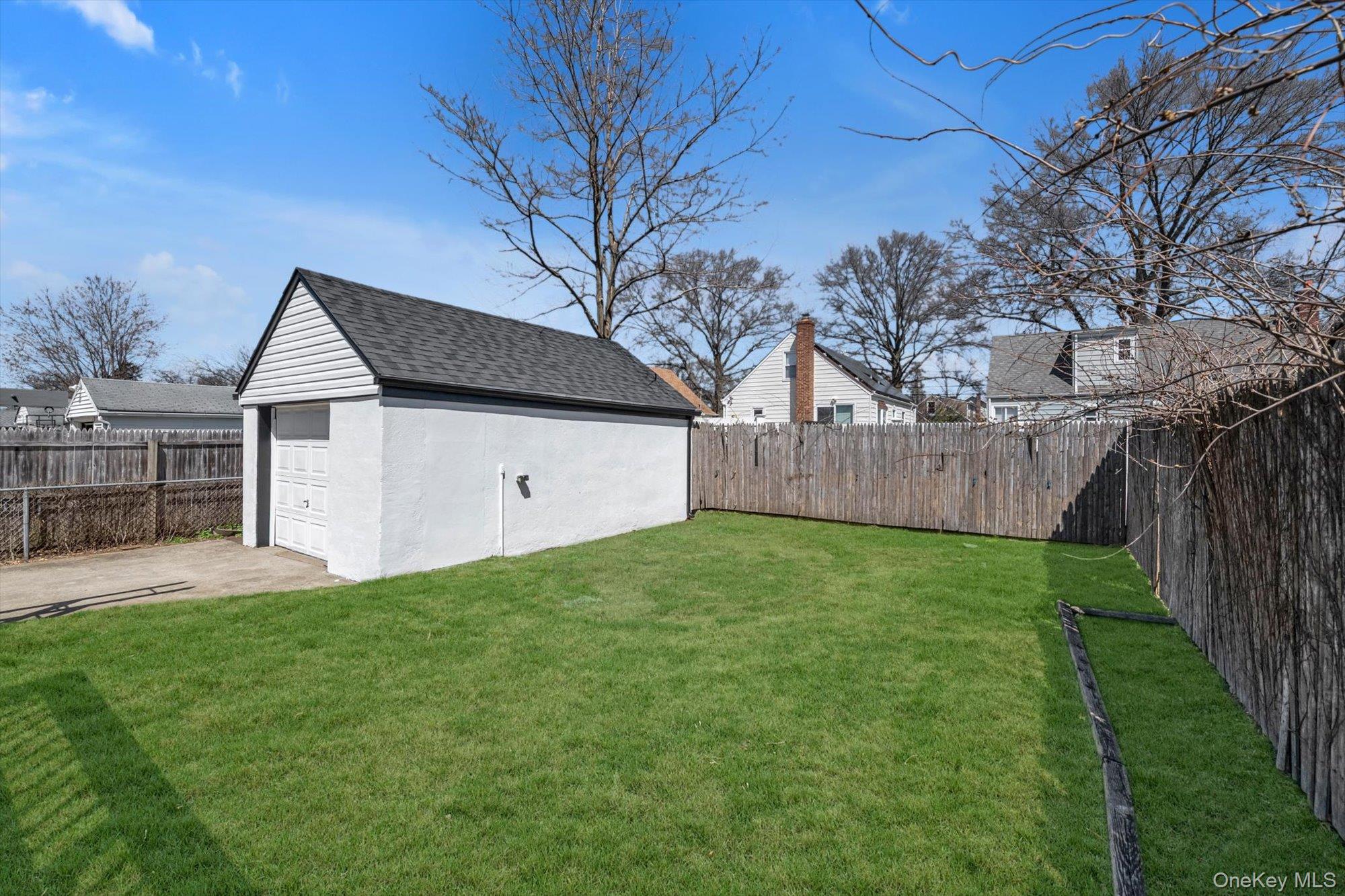 1568 Madison Street Property Photo 22