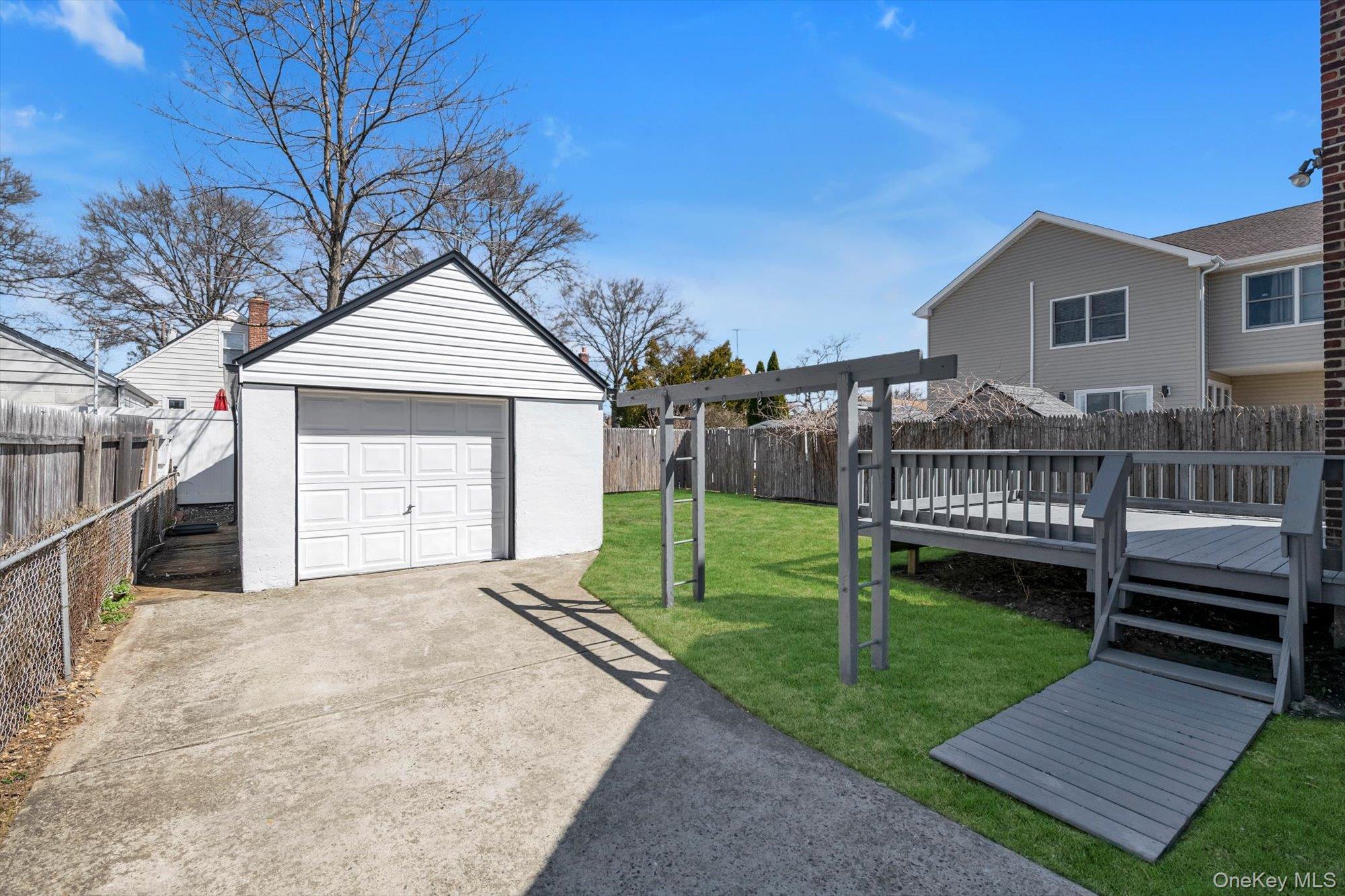 1568 Madison Street Property Photo 23