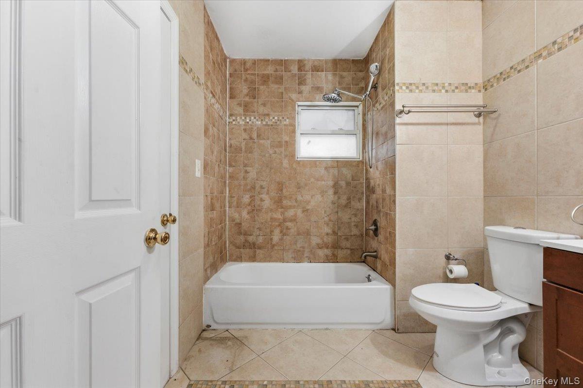 329 Union Avenue Property Photo 12