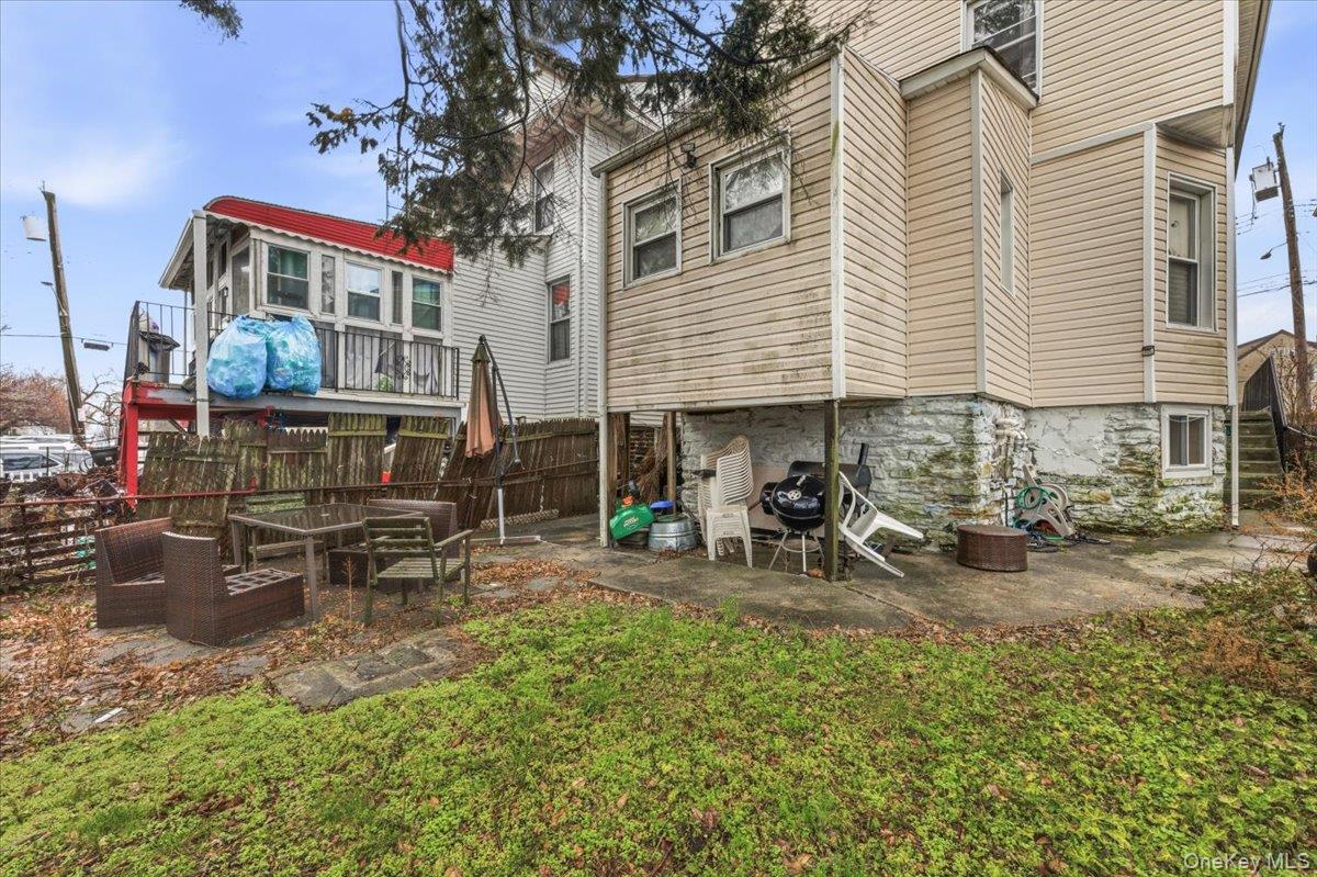 329 Union Avenue Property Photo 30