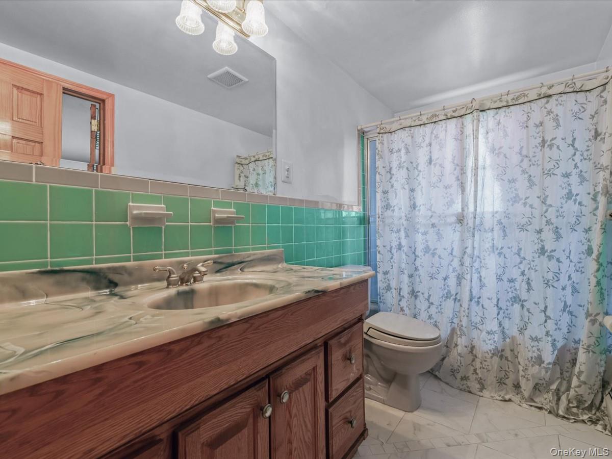 120-44 194th Street Property Photo 19