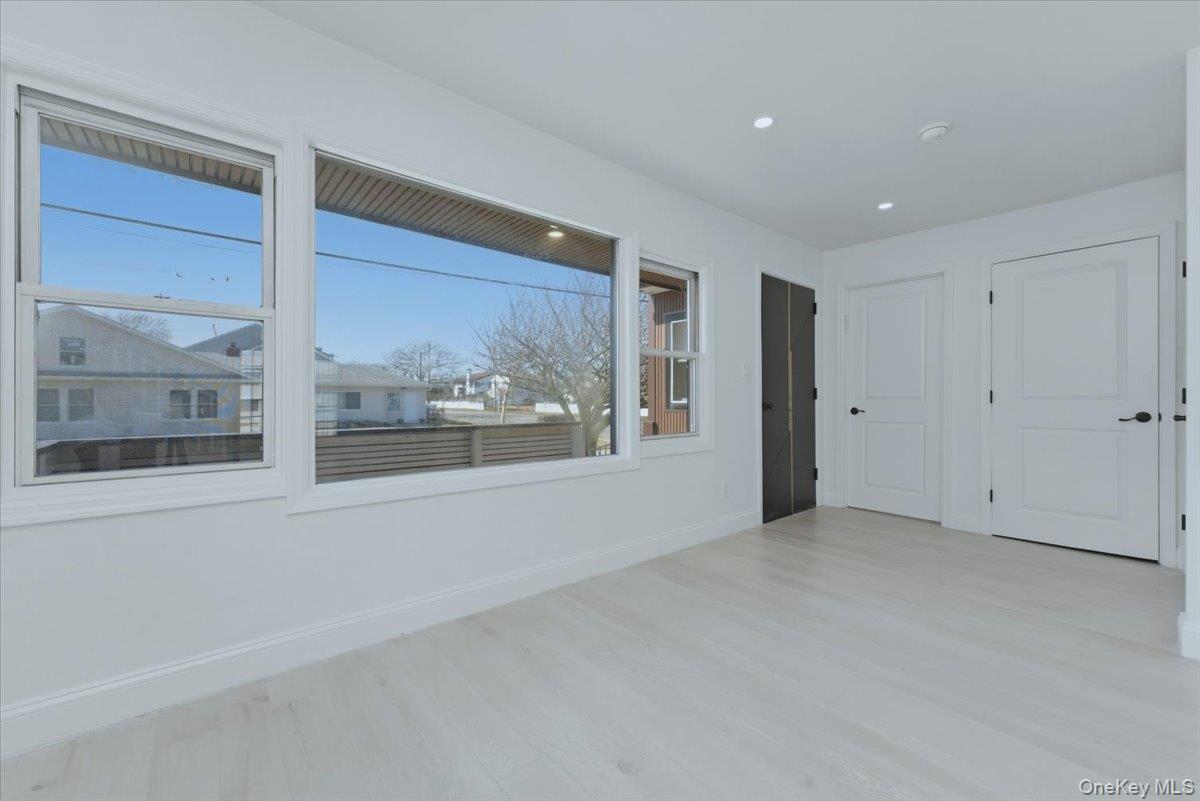 1895 Park Street Property Photo 14