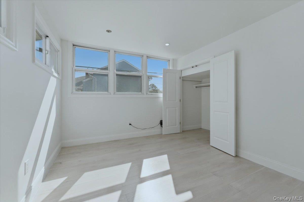 1895 Park Street Property Photo 21