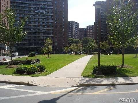 61-35 98th Street 15a Property Photo 9