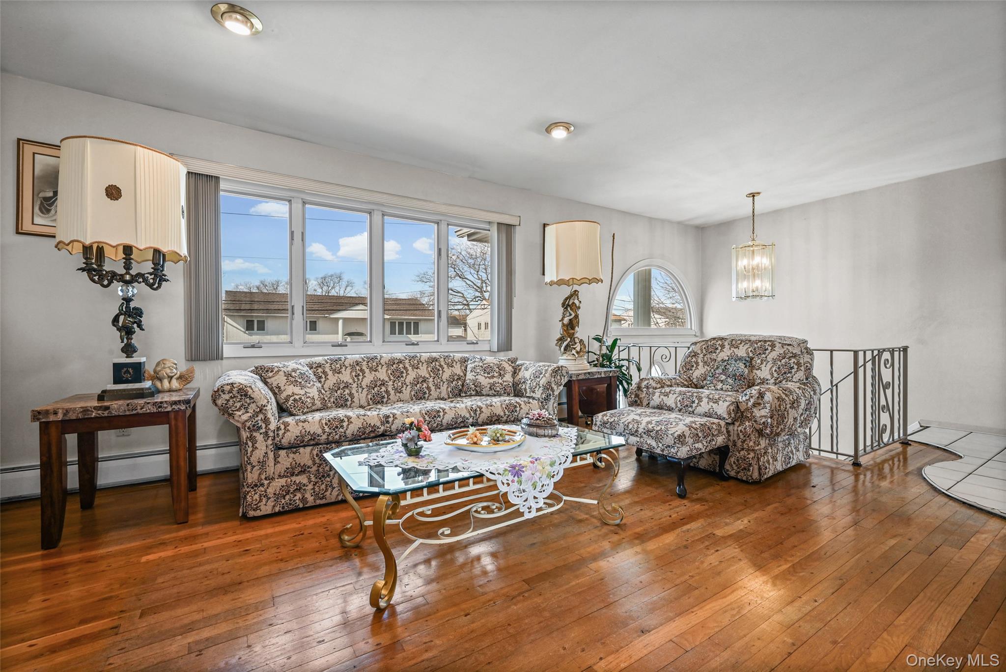 3727 Oceanside Road Property Photo 4