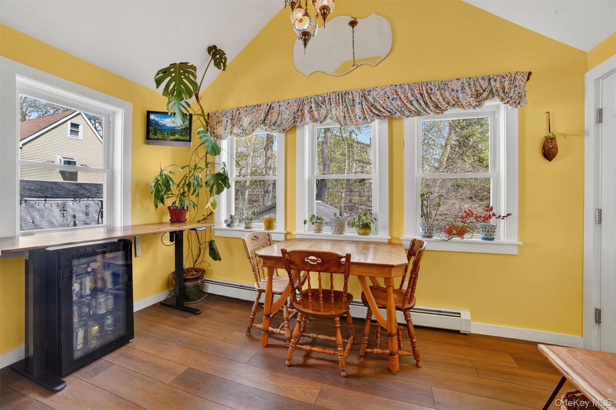 903 Howard Avenue Property Photo 10