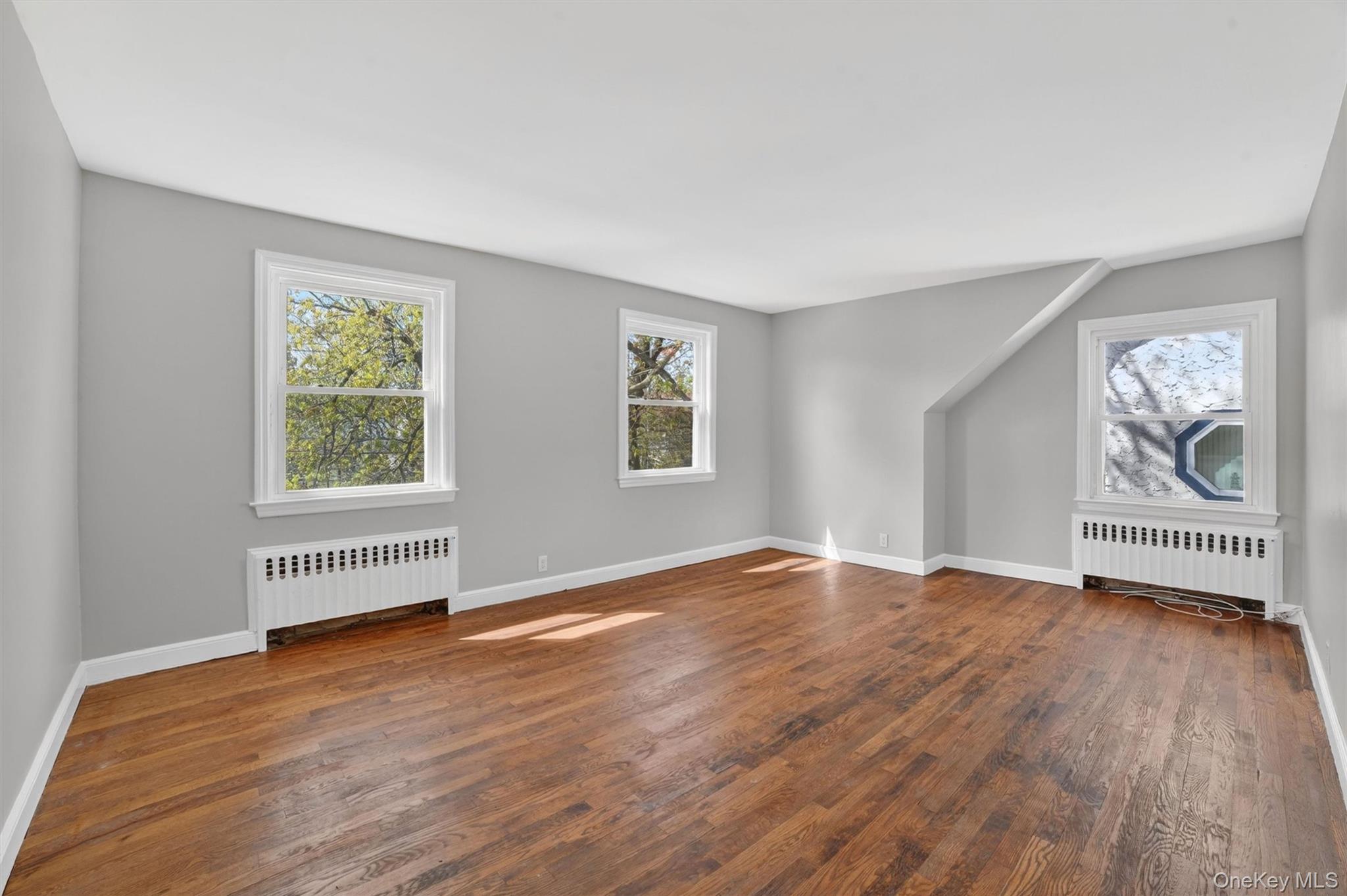 903 Howard Avenue Property Photo 24