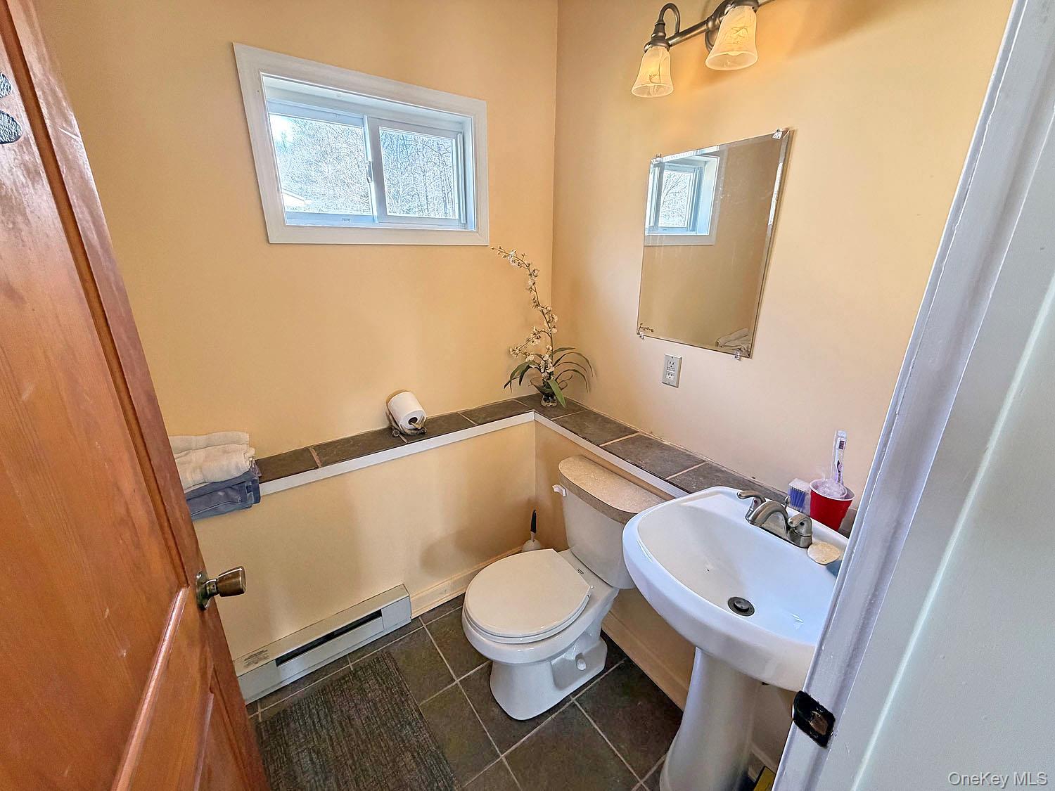 860 River Road Property Photo 12