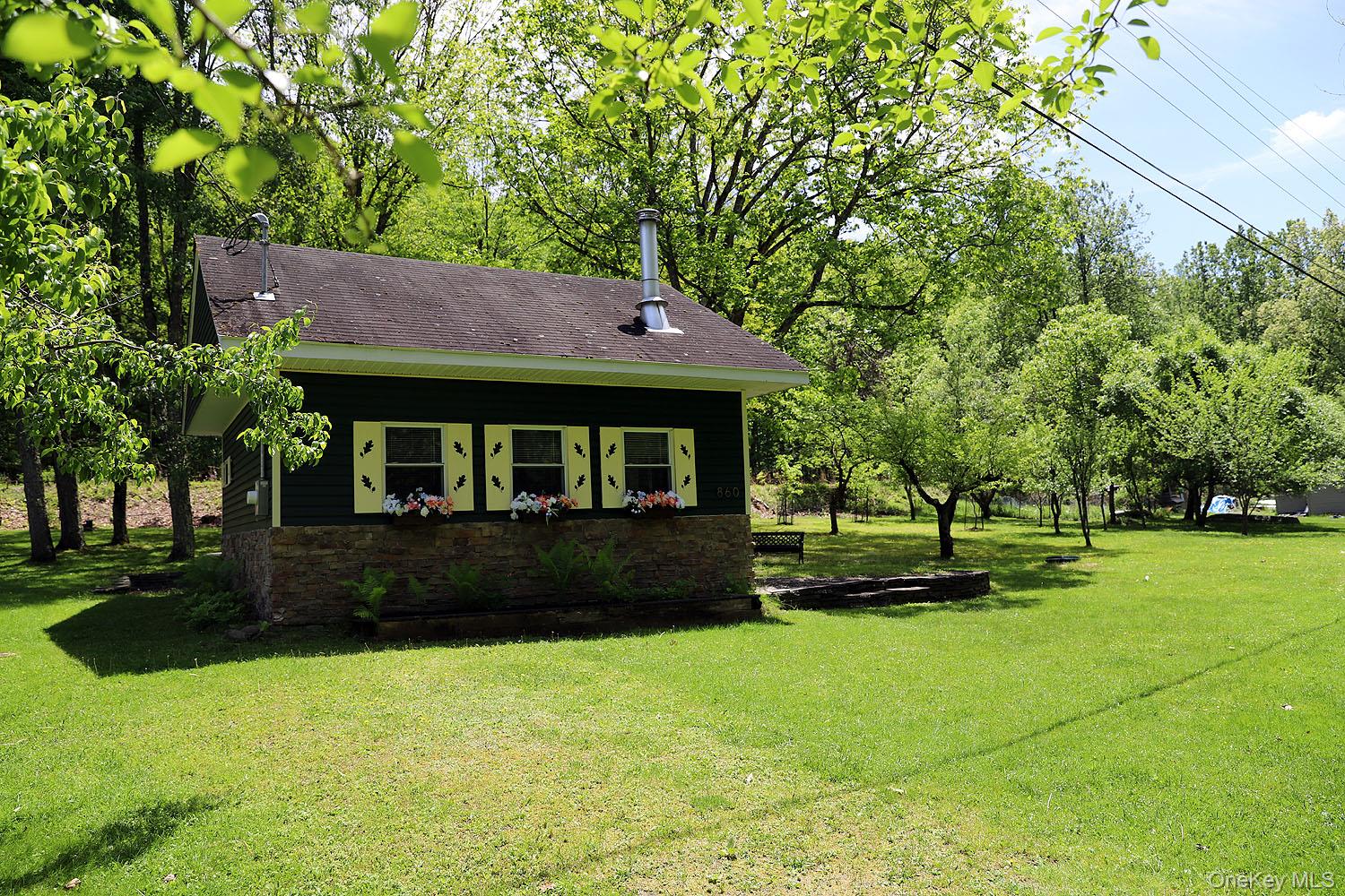 860 River Road Property Photo 32