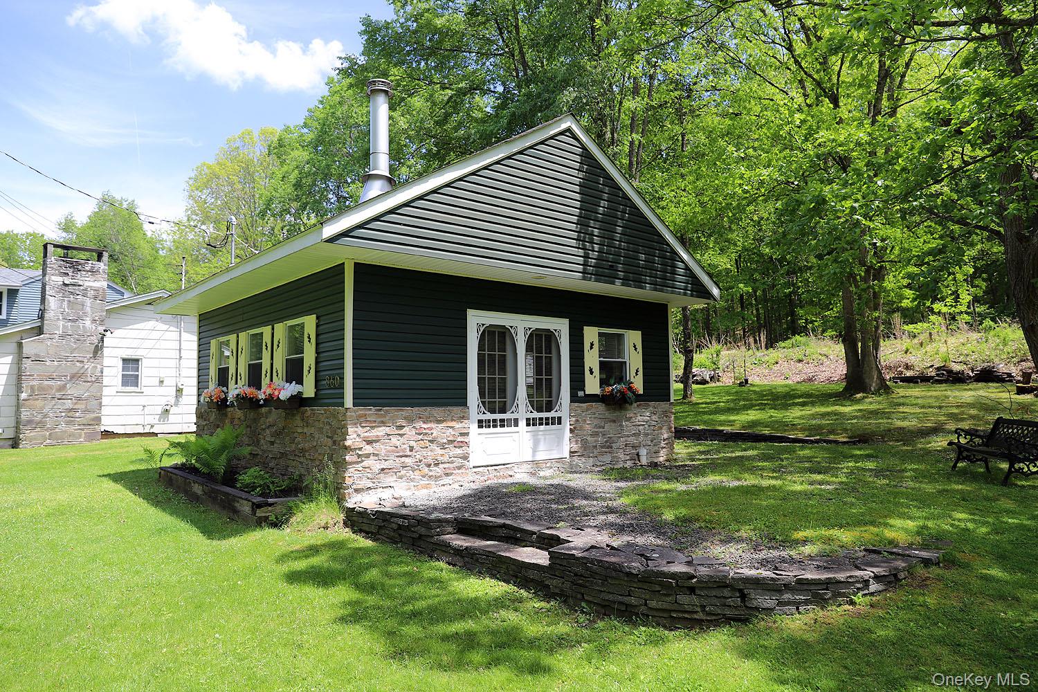 860 River Road Property Photo 35
