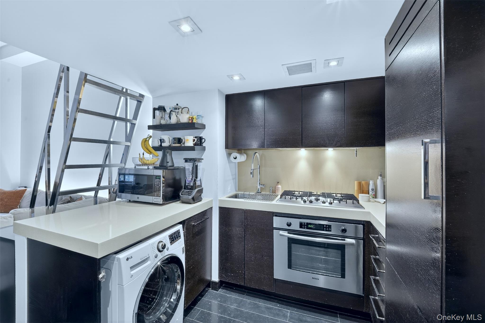 254 Park Avenue 10no Property Photo 5