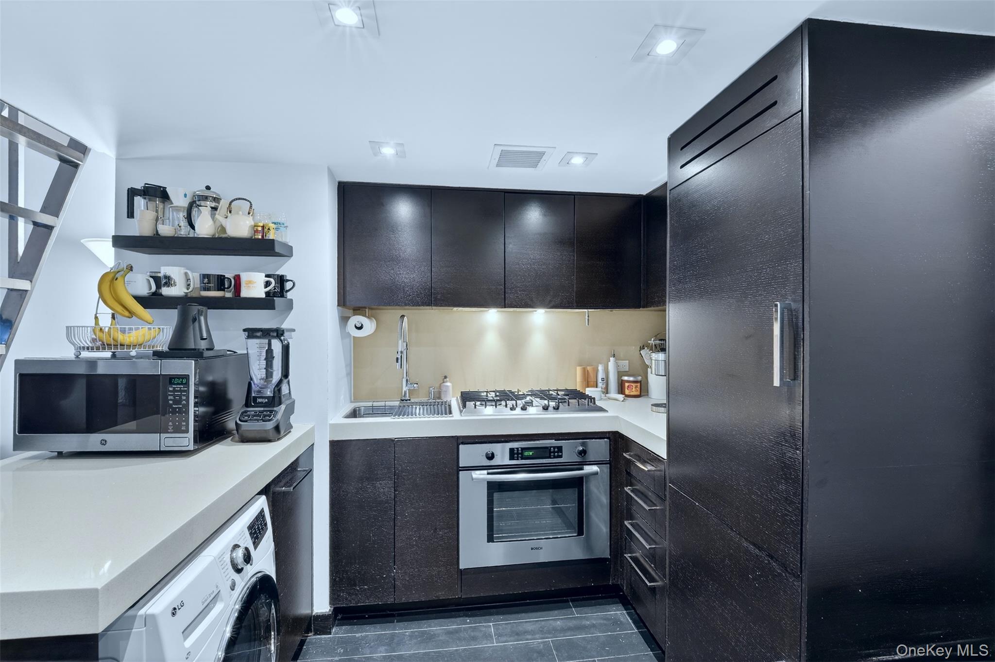 254 Park Avenue 10no Property Photo 7