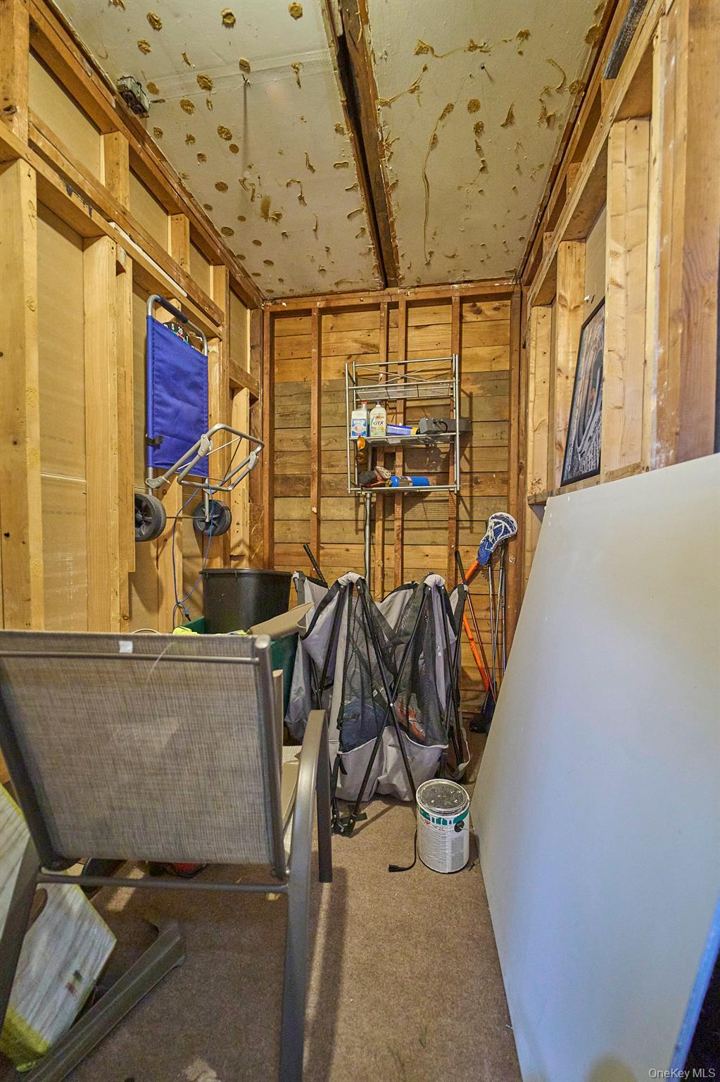 50 Tower Lane Property Photo 11