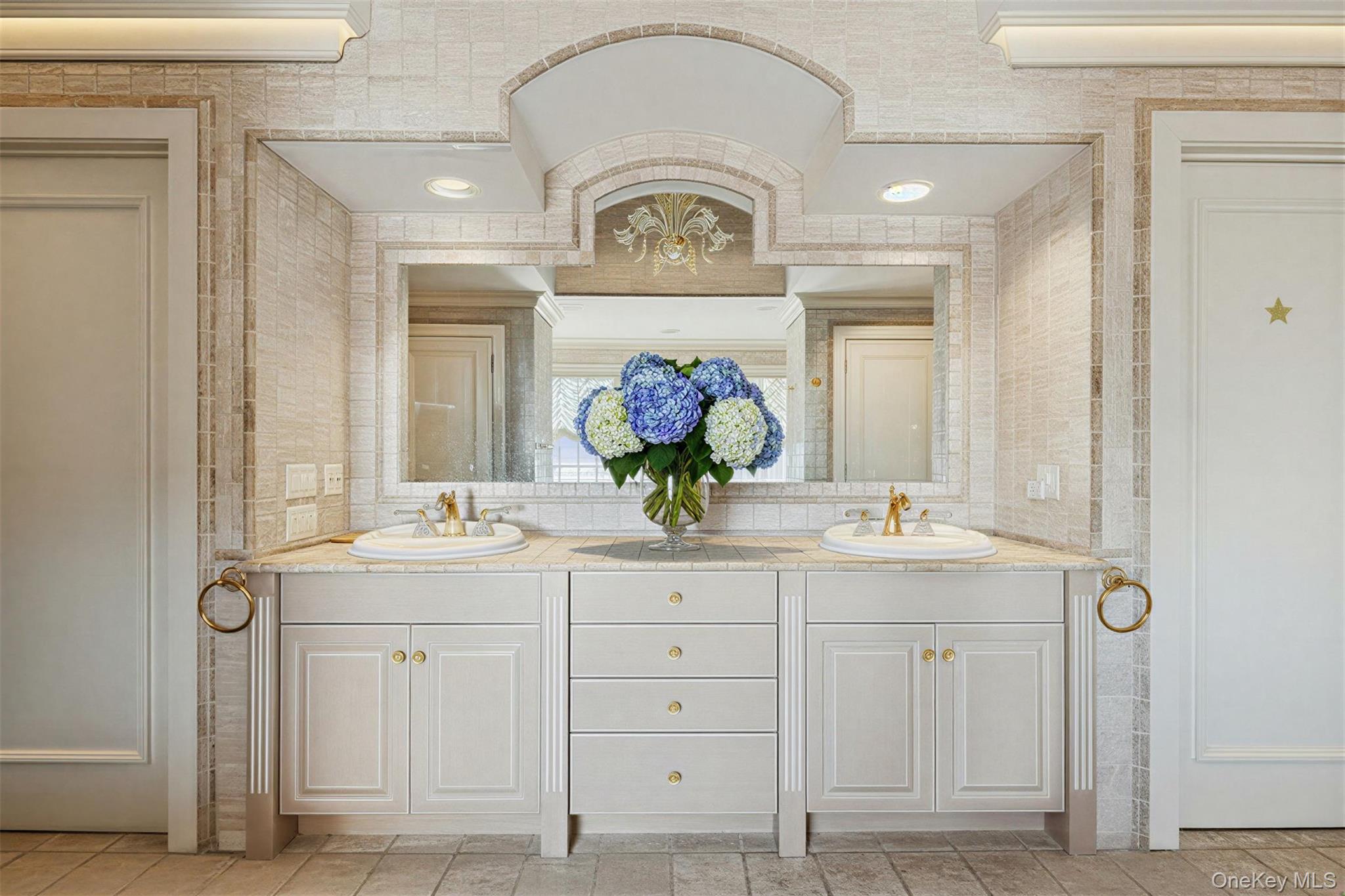 7 Cross Road Property Photo 32