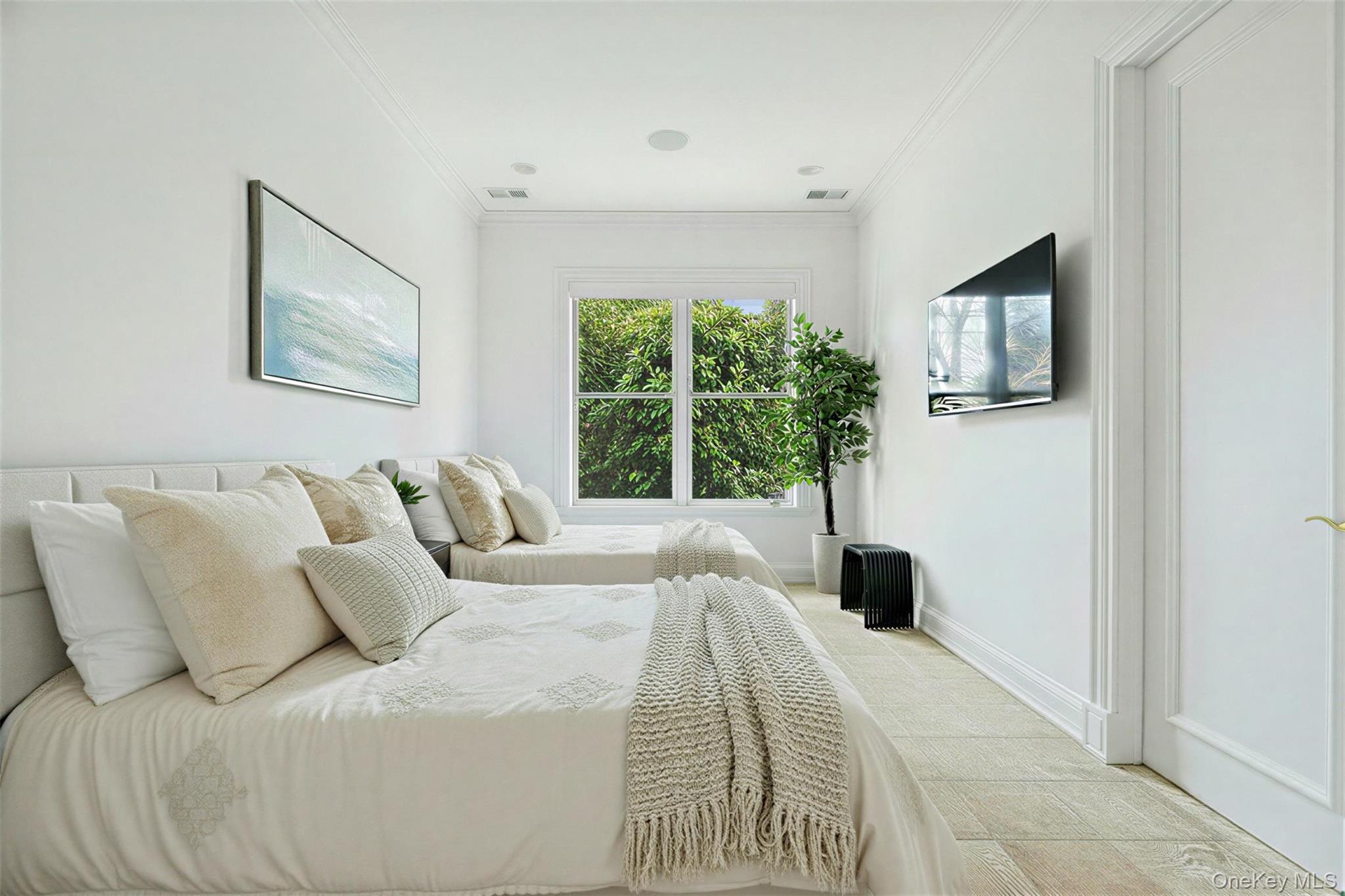 7 Cross Road Property Photo 36