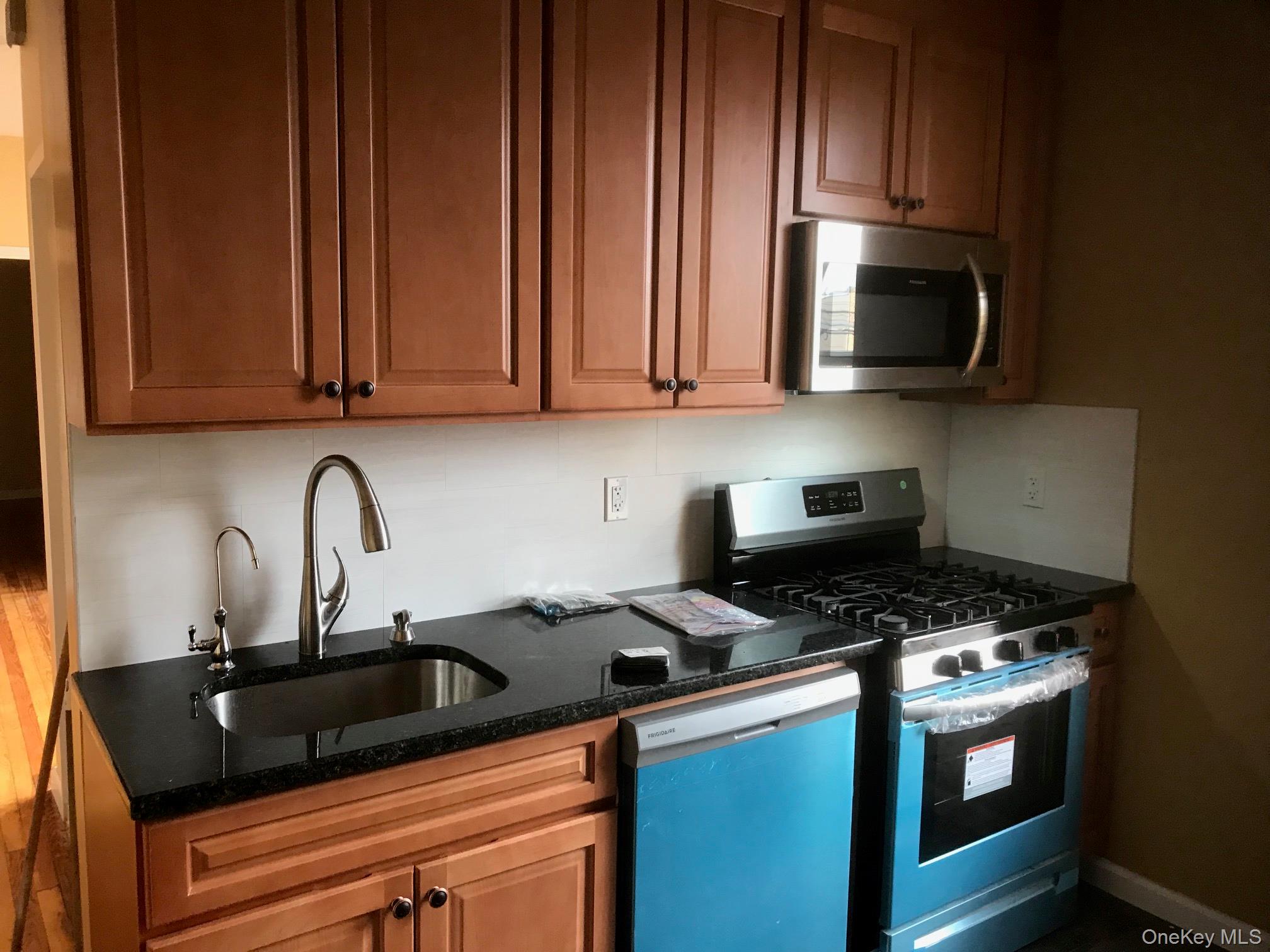 6769 78th Street Property Photo 7