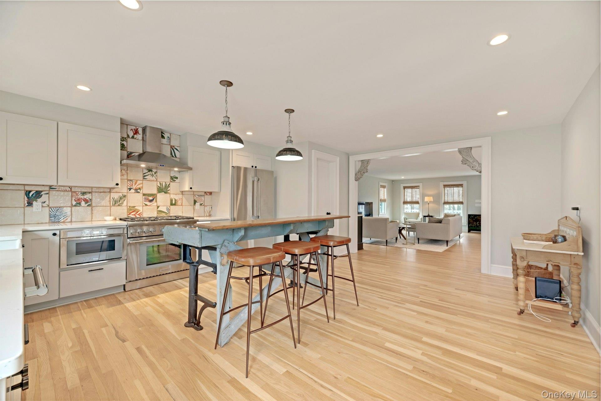 237 6th Street Property Photo 10
