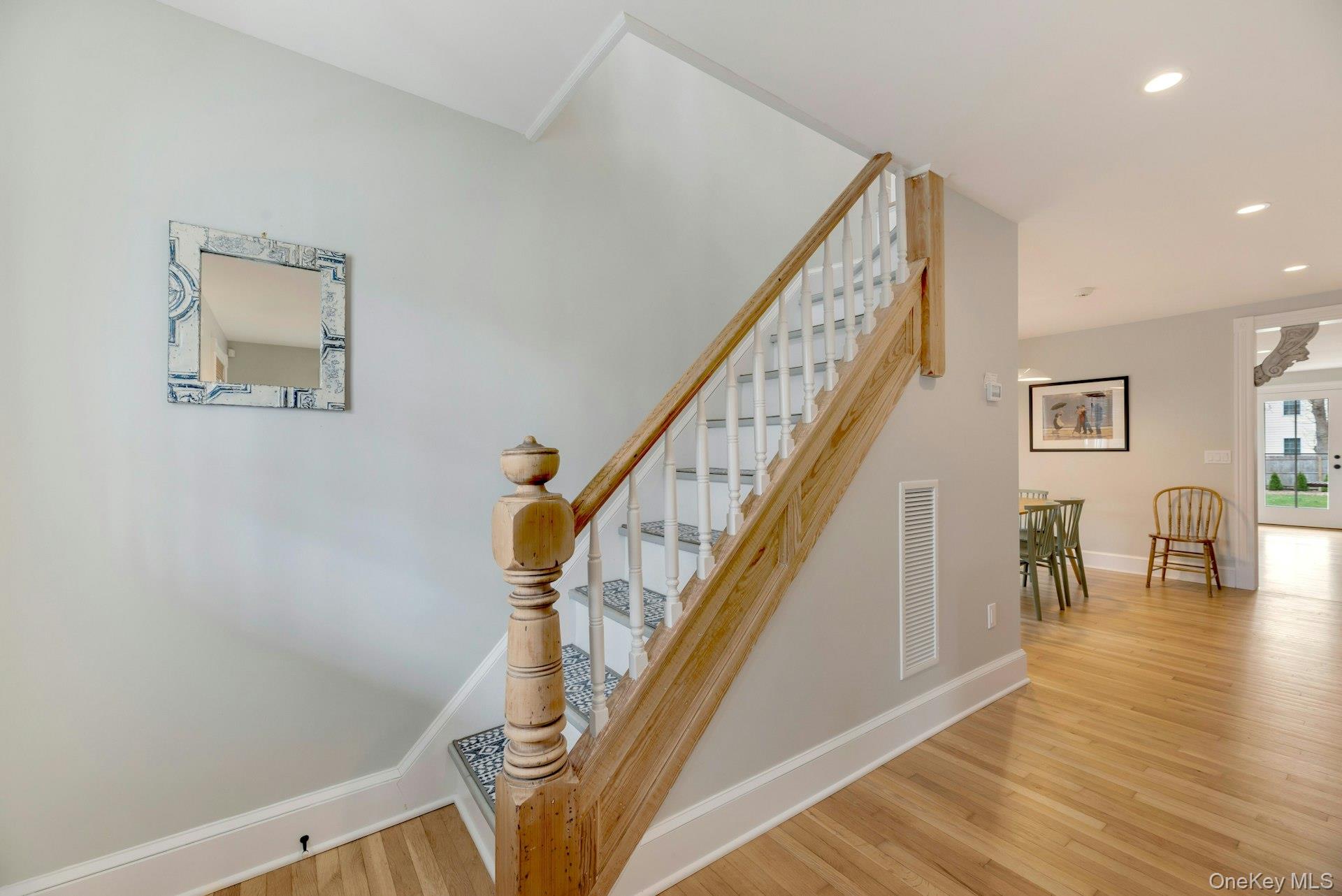 237 6th Street Property Photo 14