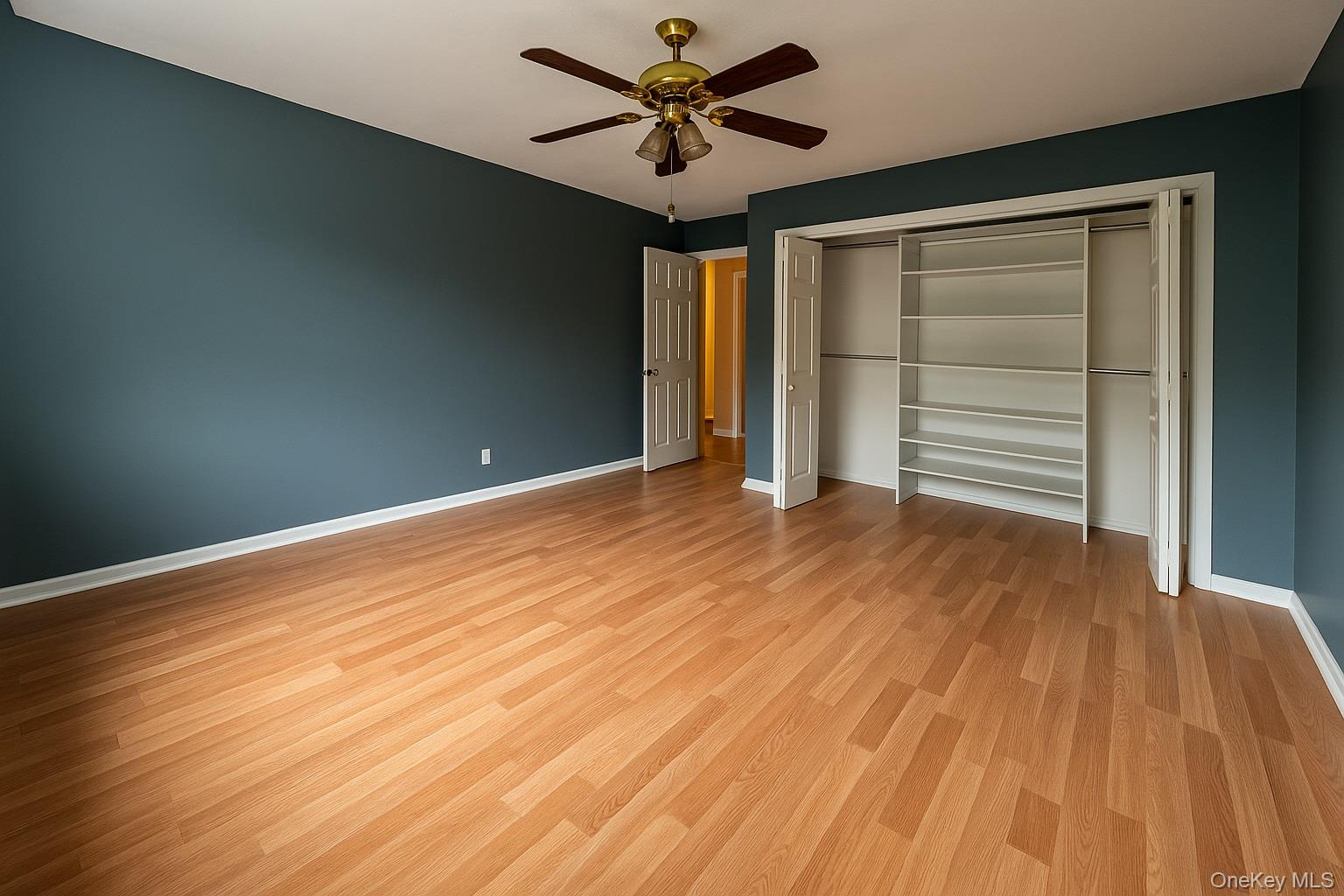 1258 E 56th Street Property Photo 6