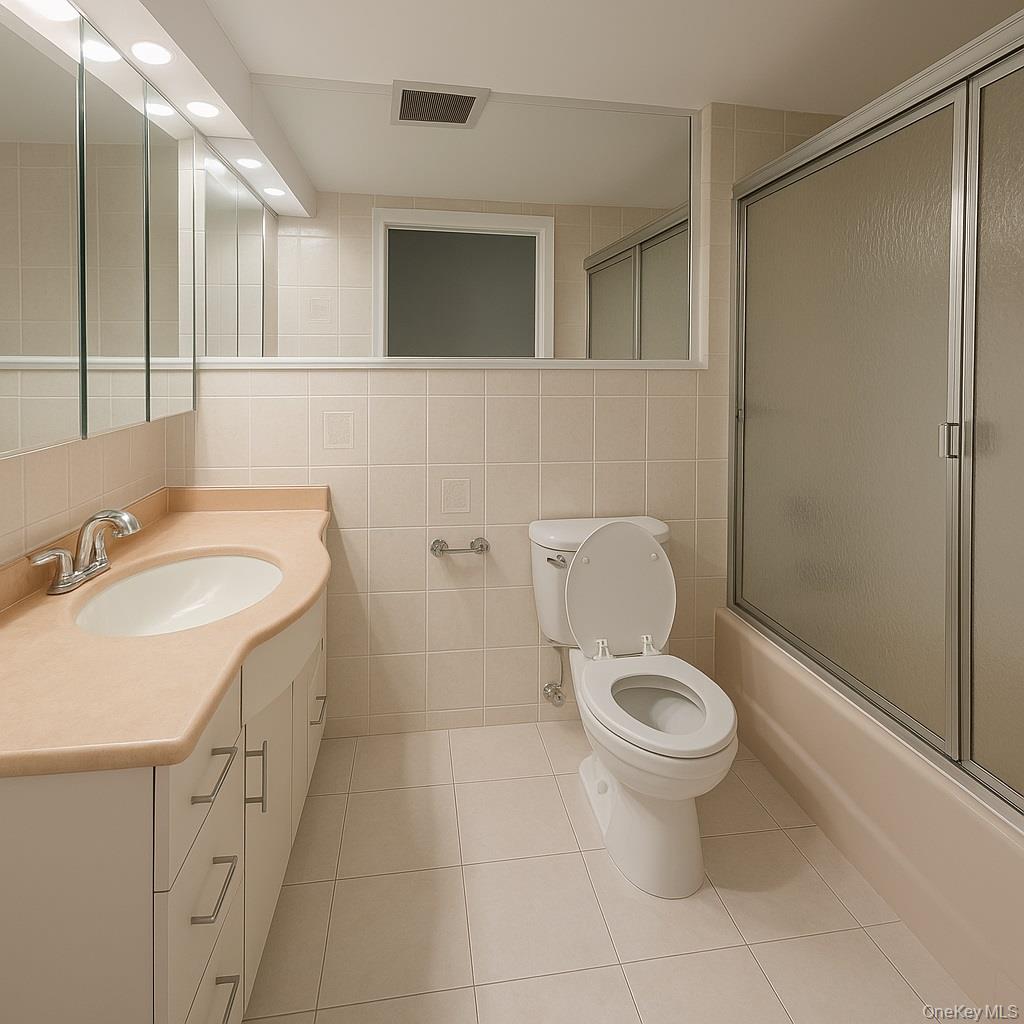 1258 E 56th Street Property Photo 12