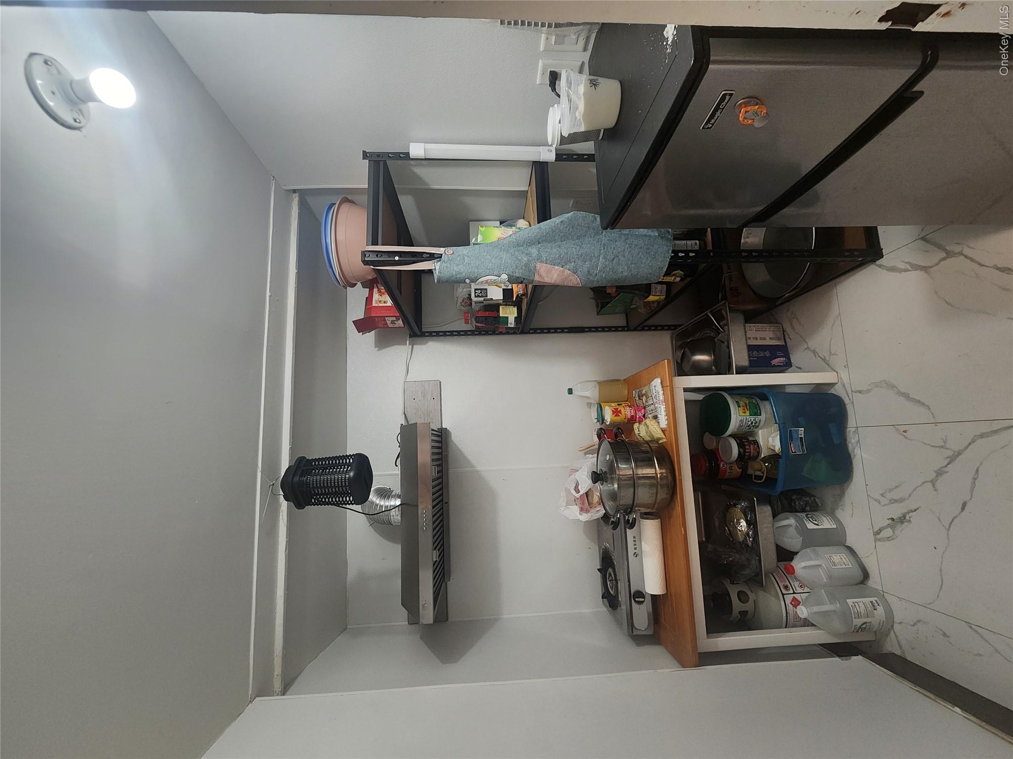 377 Woodcleft Avenue Property Photo 8