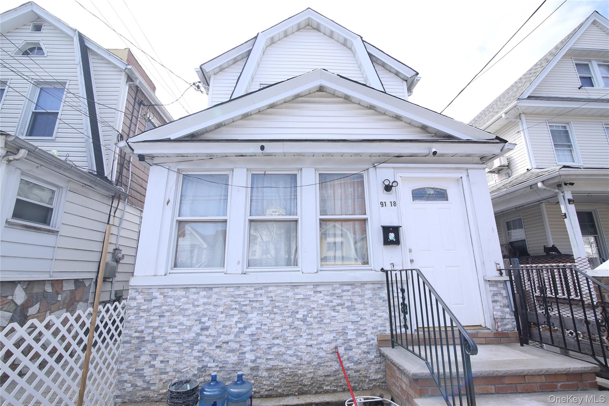 9118 173rd Street Property Photo 6