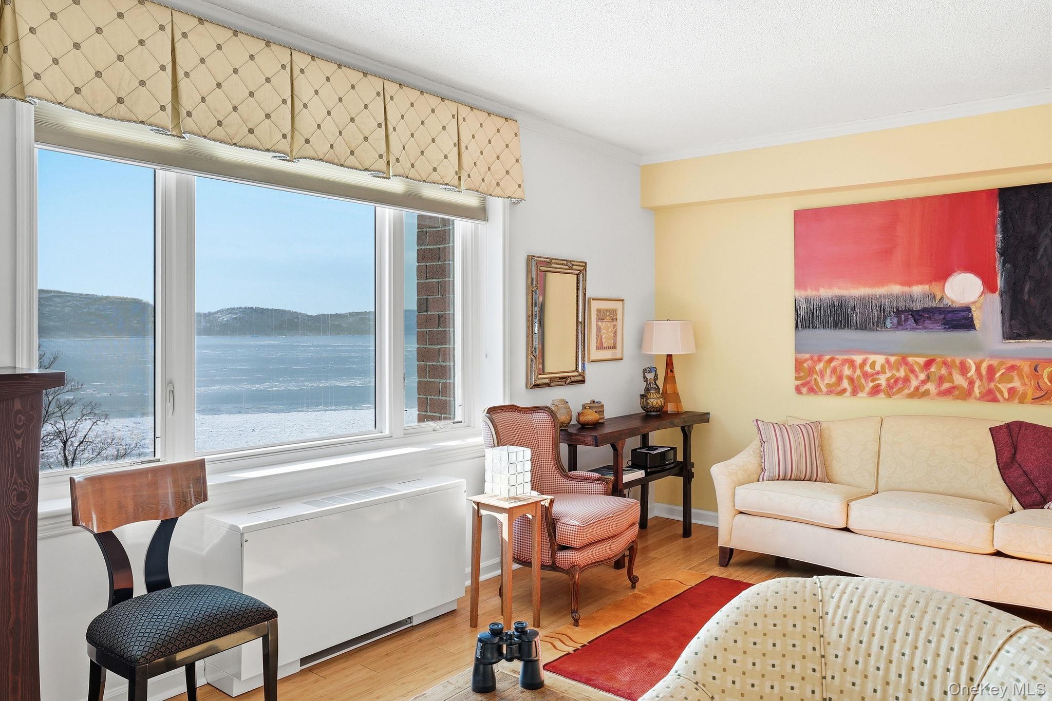 16 Rockledge Avenue 2e2 Property Photo 6
