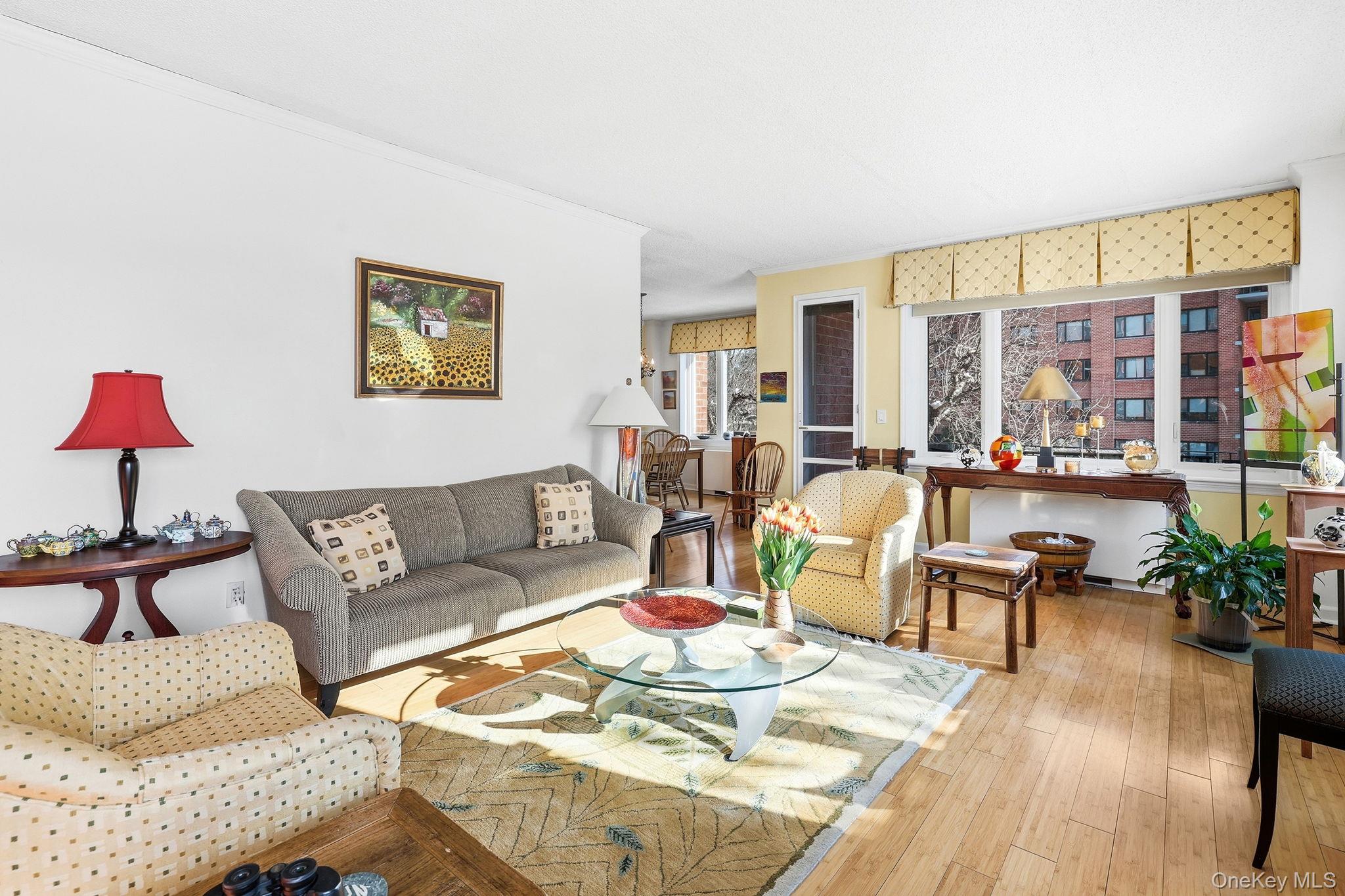 16 Rockledge Avenue 2e2 Property Photo 7